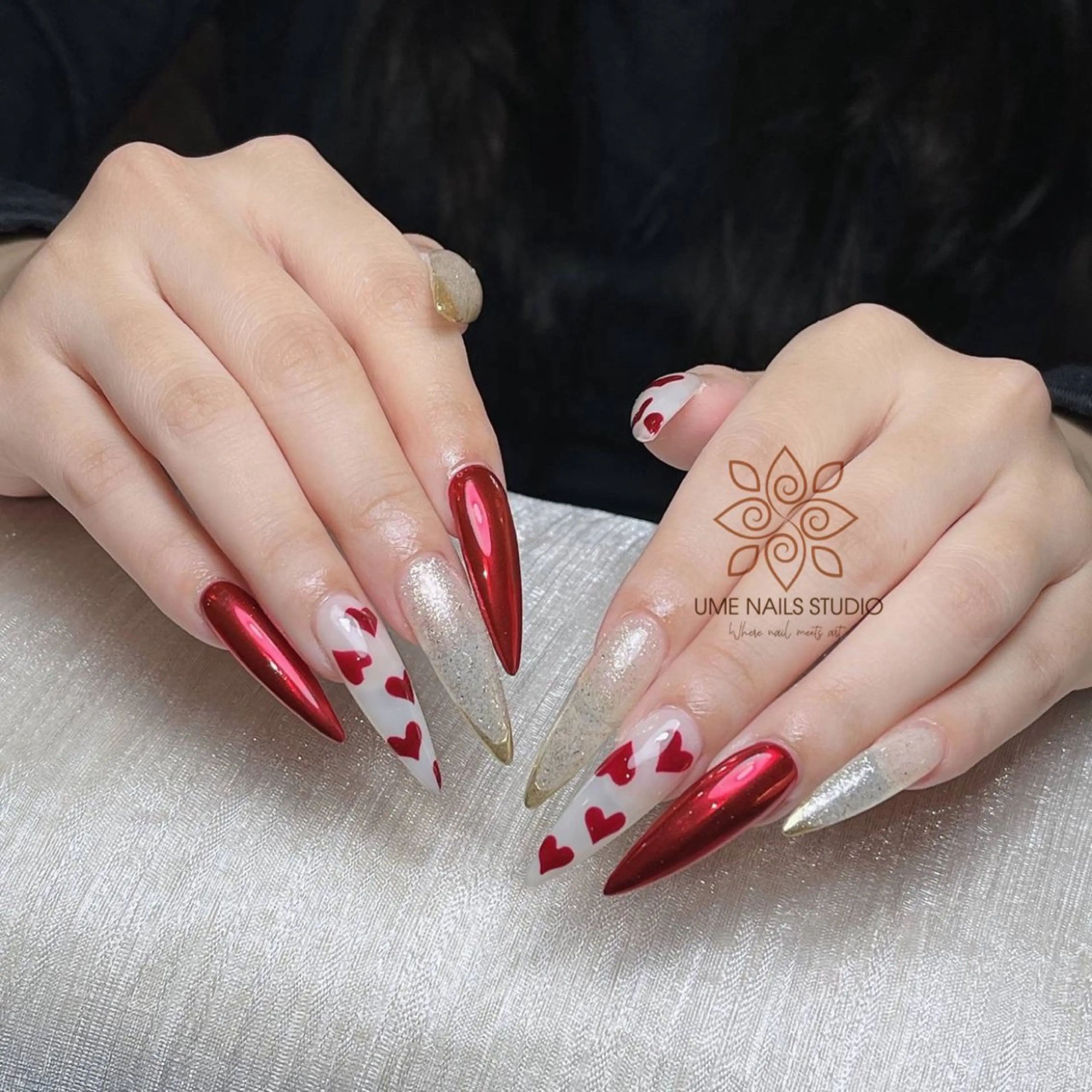 ネイル チークネイル クリアネイル ガーリー キラキラネイル 韓国ネイル ハンドネイル Ume Nail Studioのネイルデザイン