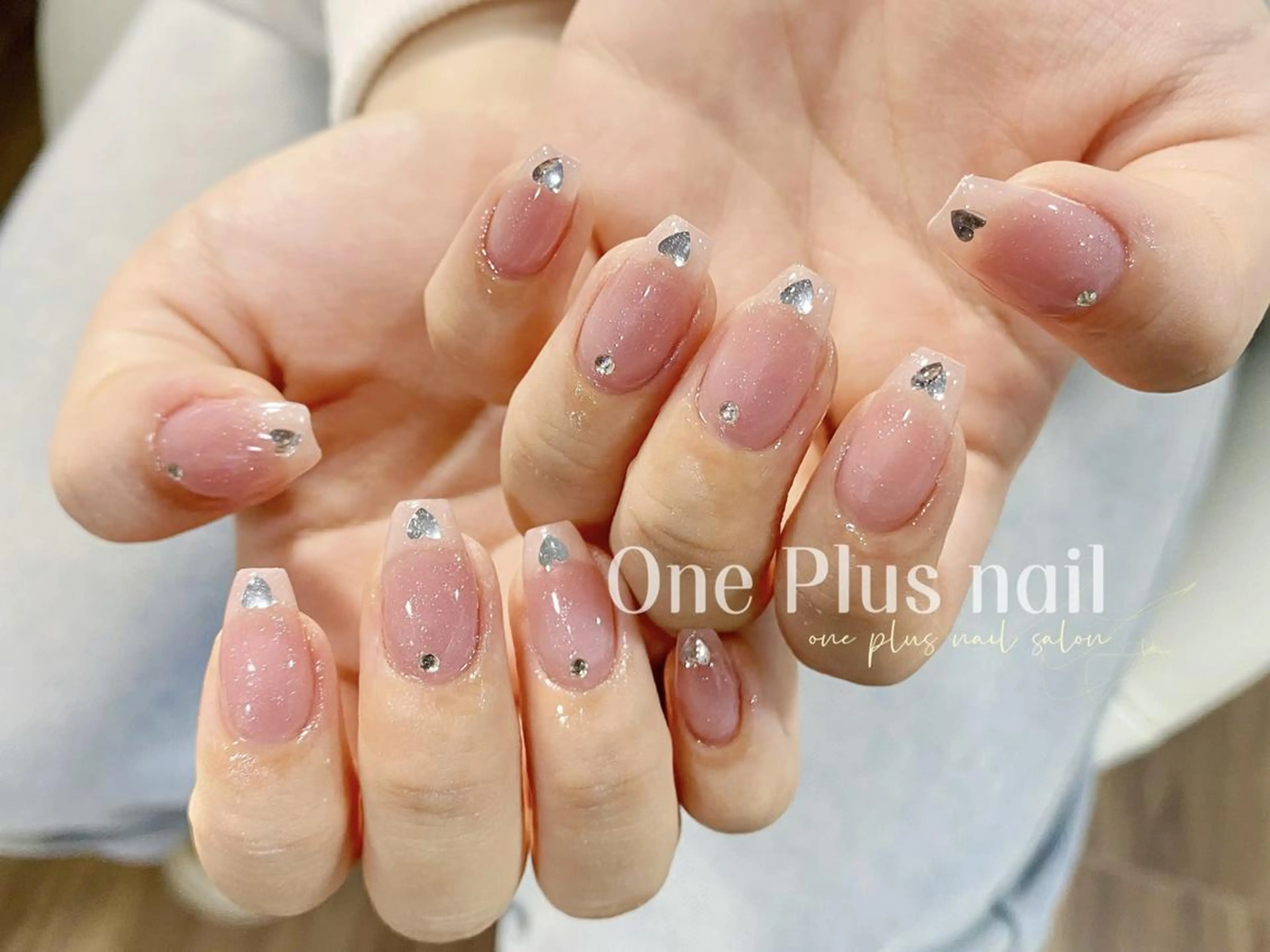 ネイル ガーリー ハート キラキラネイル 韓国ネイル ロングネイル One Plus Nail Salonのネイルデザイン