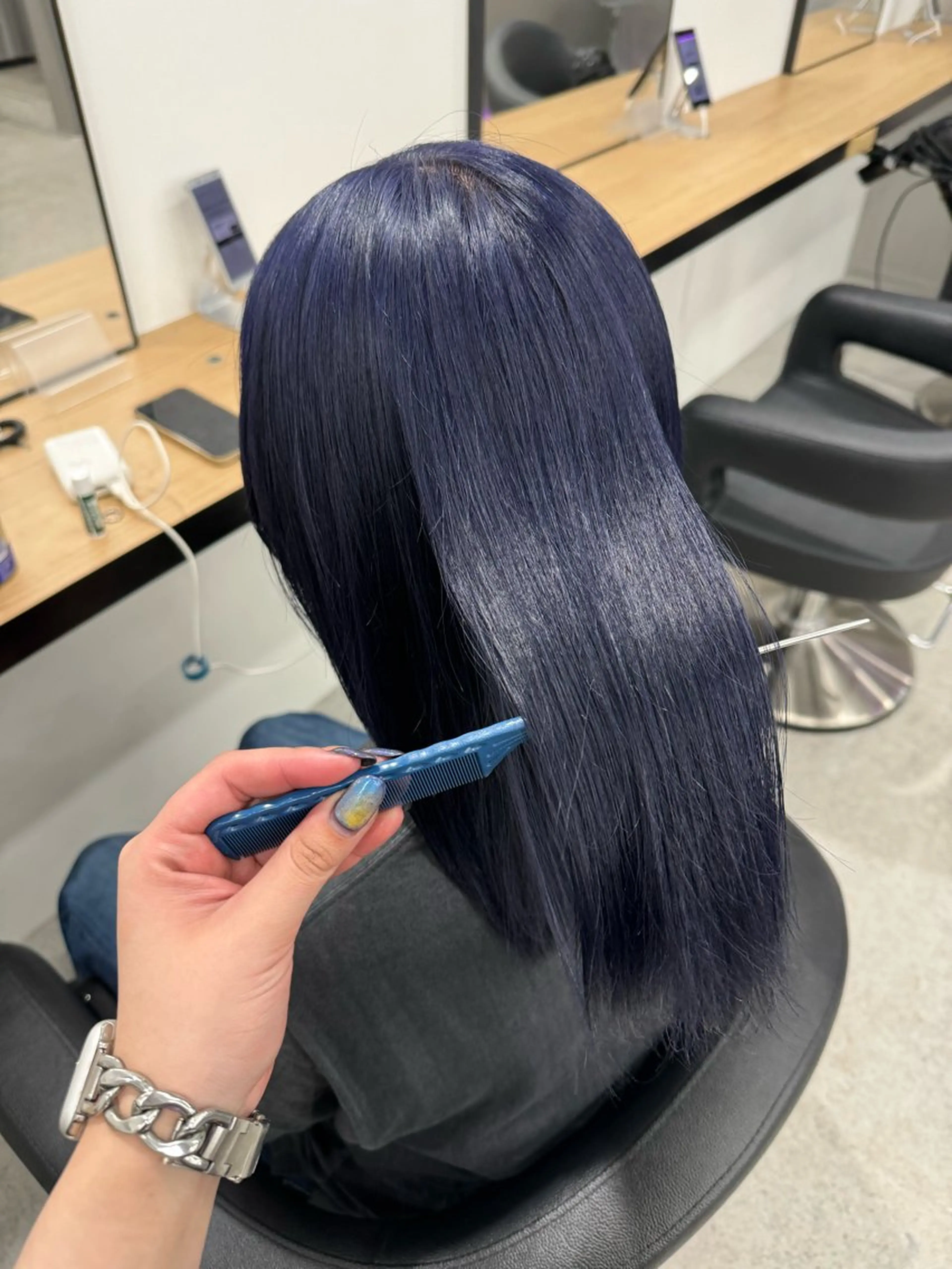 セミロング カラー ヘアカラー 暗髪🩶ラベンダー/ ブルー/ユウナ🤍のヘアスタイル