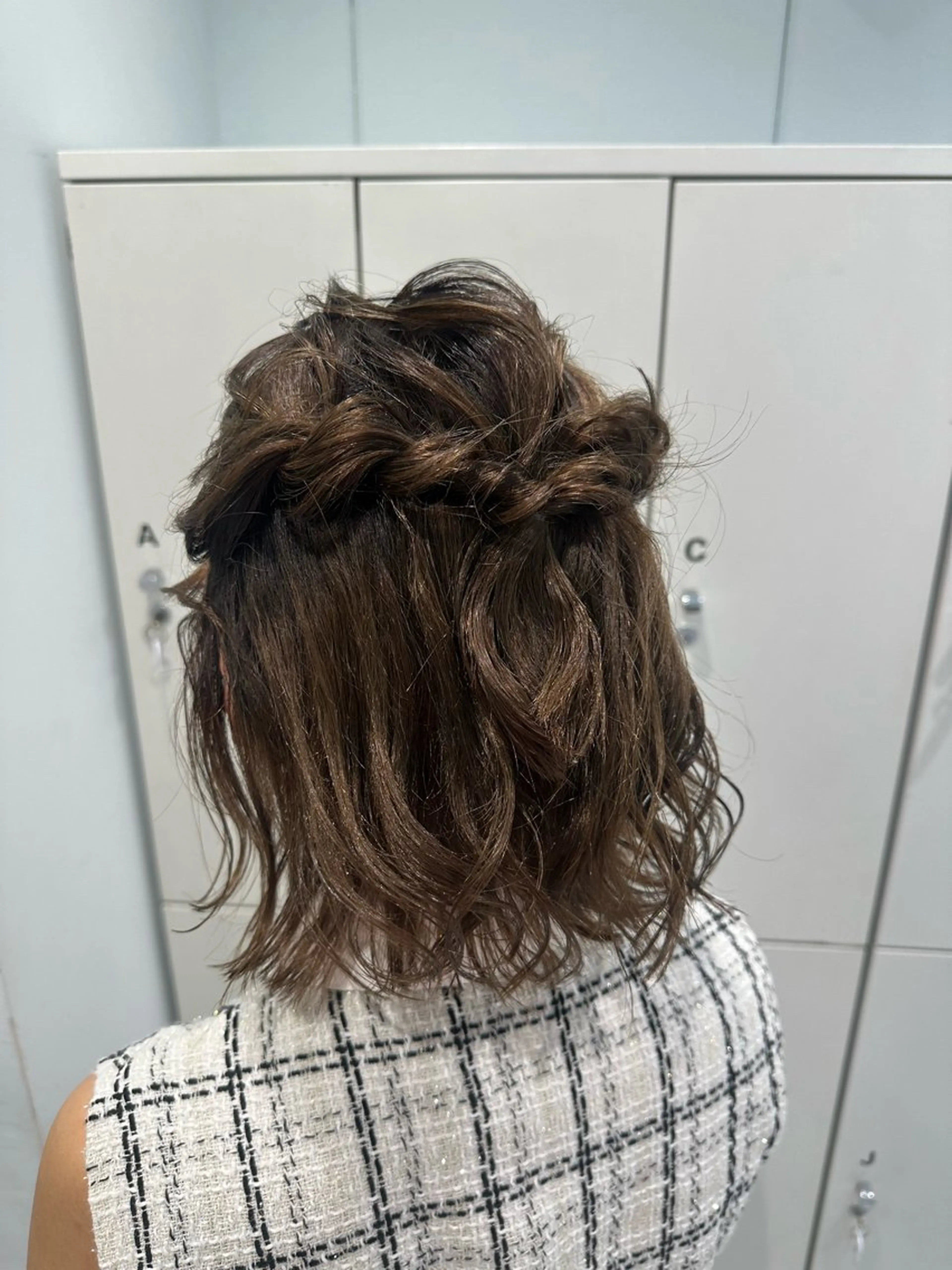 ミディアム ヘアアレンジ ハーフアップ ボブ ヘアセット なりた るいのヘアスタイル