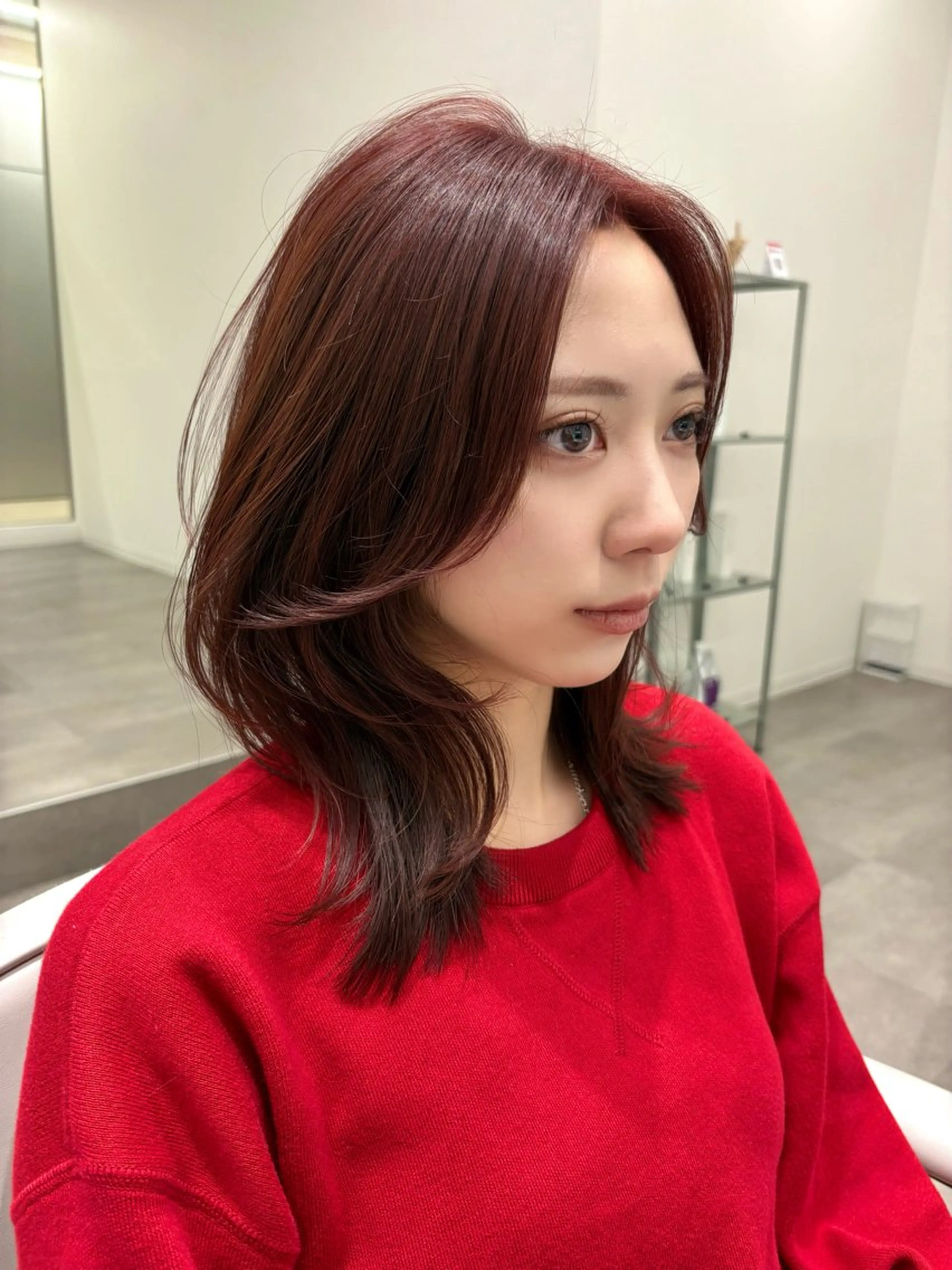 ミディアム レイヤーカット カット ヘアカラー トリートメント PULSE yokohama所属・横浜駅/韓国レイヤー /髪質改善のヘアスタイル