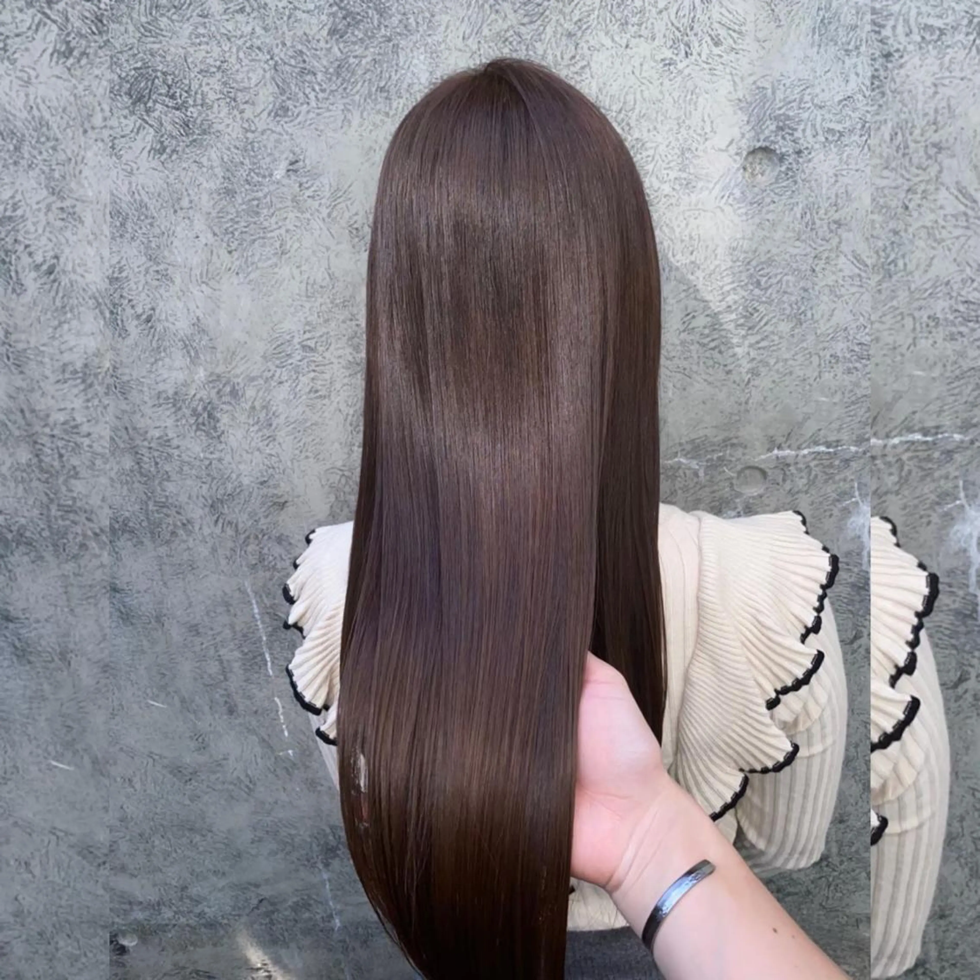 ロング 絹髪に小顔レイヤー KASHIのヘアスタイル