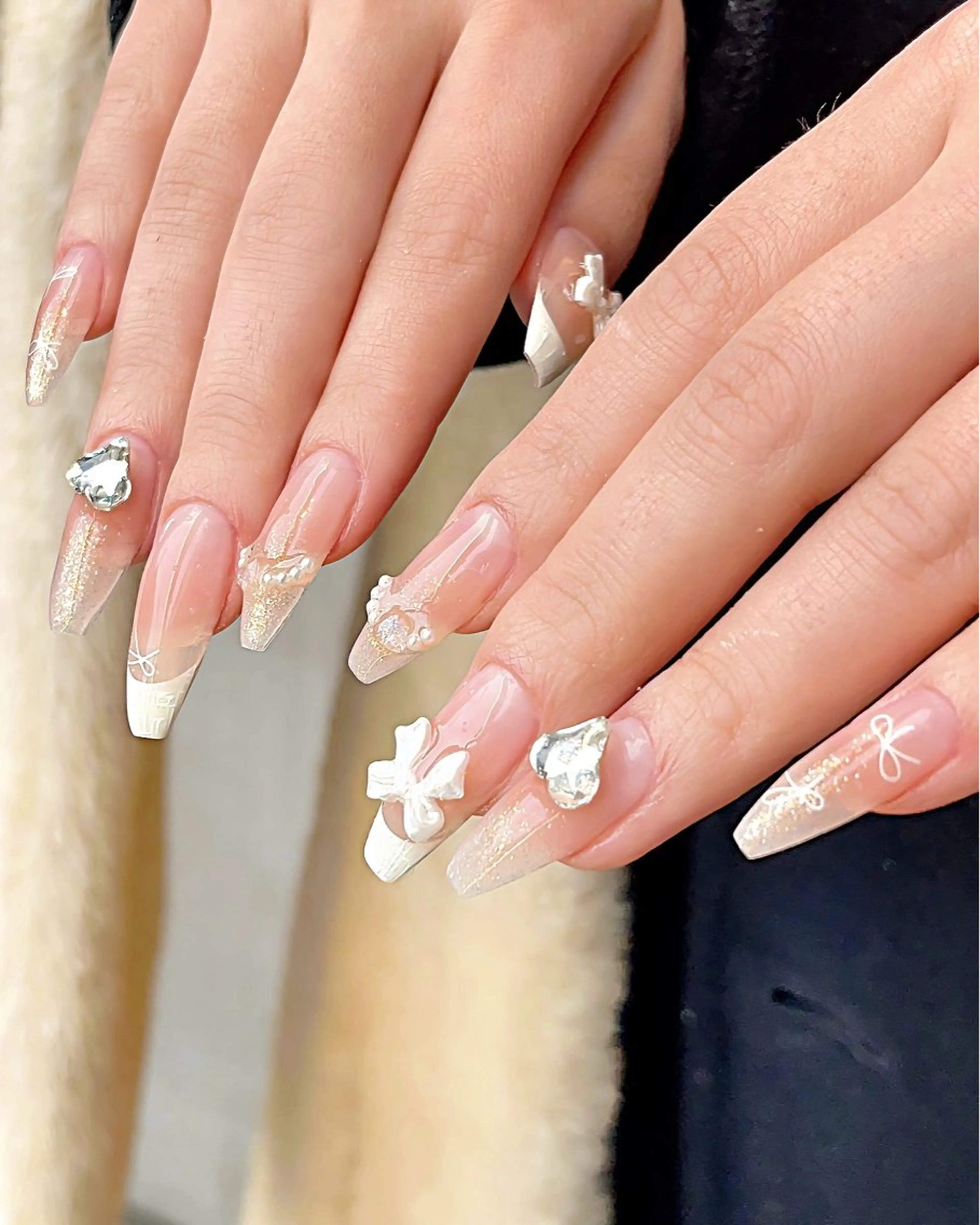 ネイル チークネイル フレンチネイル ハート ラメ(グリッター) マグネットネイル ハンドネイル 🫧OPELIA NAIL渋谷🫧のネイルデザイン