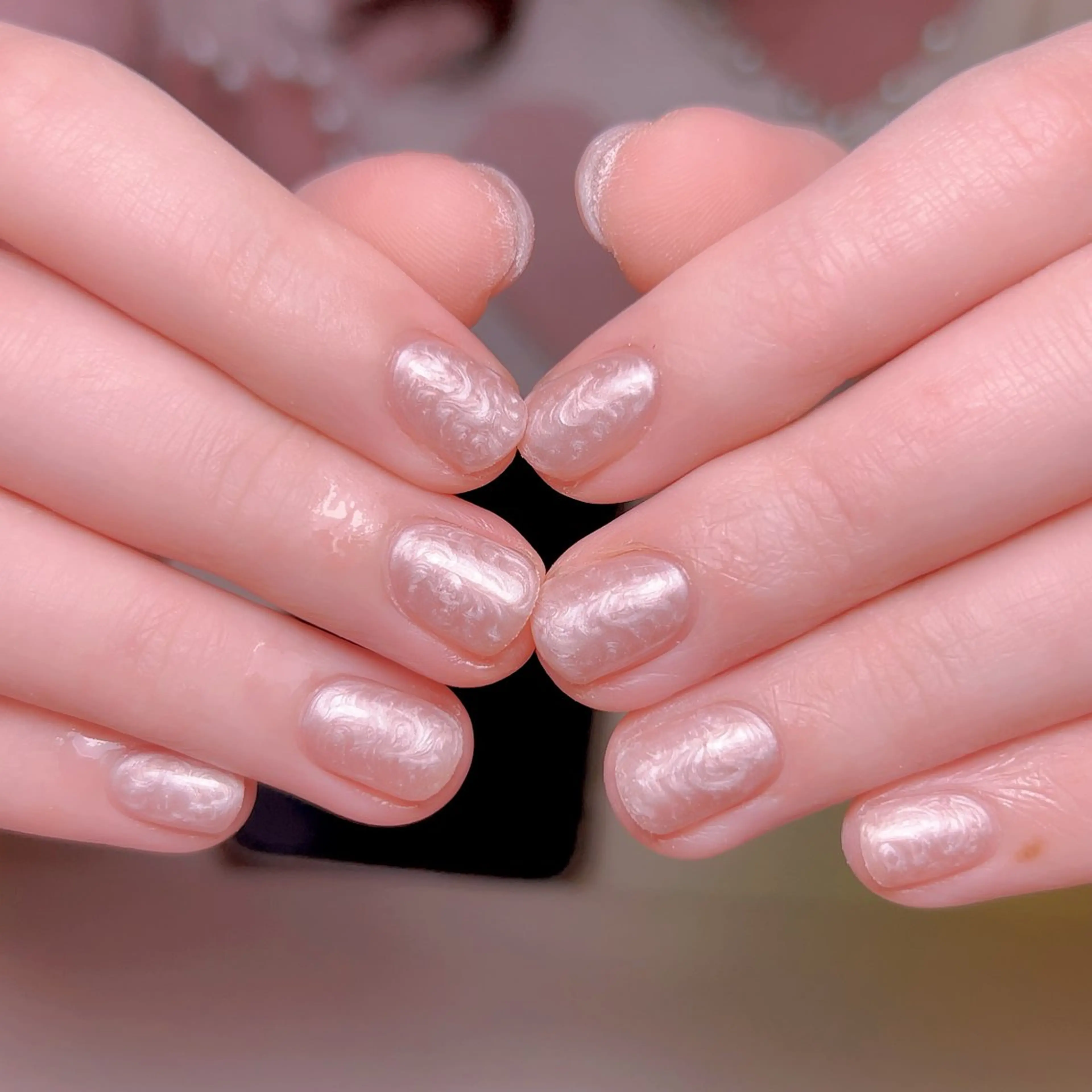 ネイル フレンチネイル ジェルネイル グラデーション 韓国ネイル マグネットネイル ハンドネイル 【長さ出し】 IRIS NAILのネイルデザイン