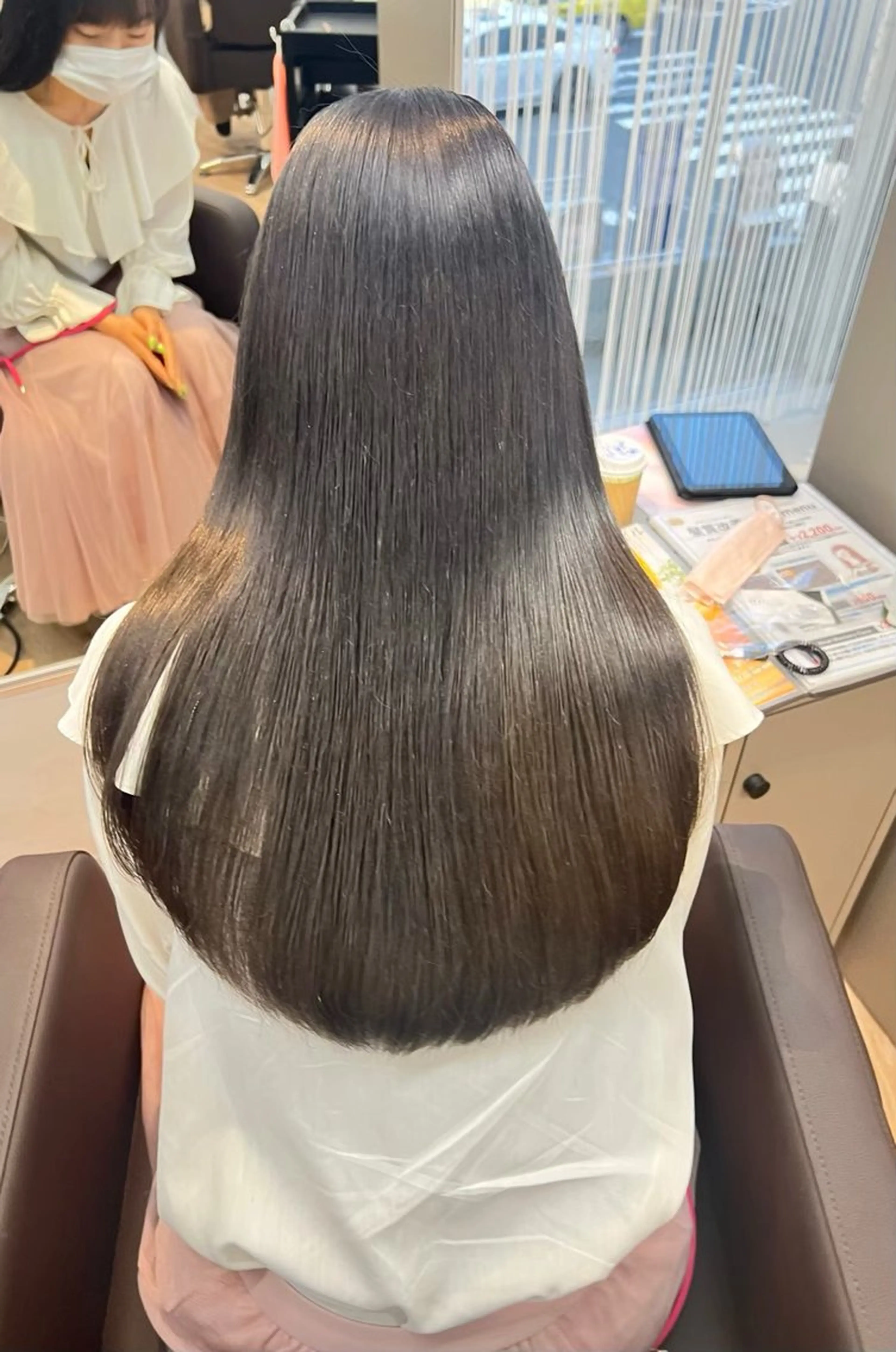 ロング パーマ カット 縮毛矯正 大人ショート 江坂　今井魁人のヘアスタイル