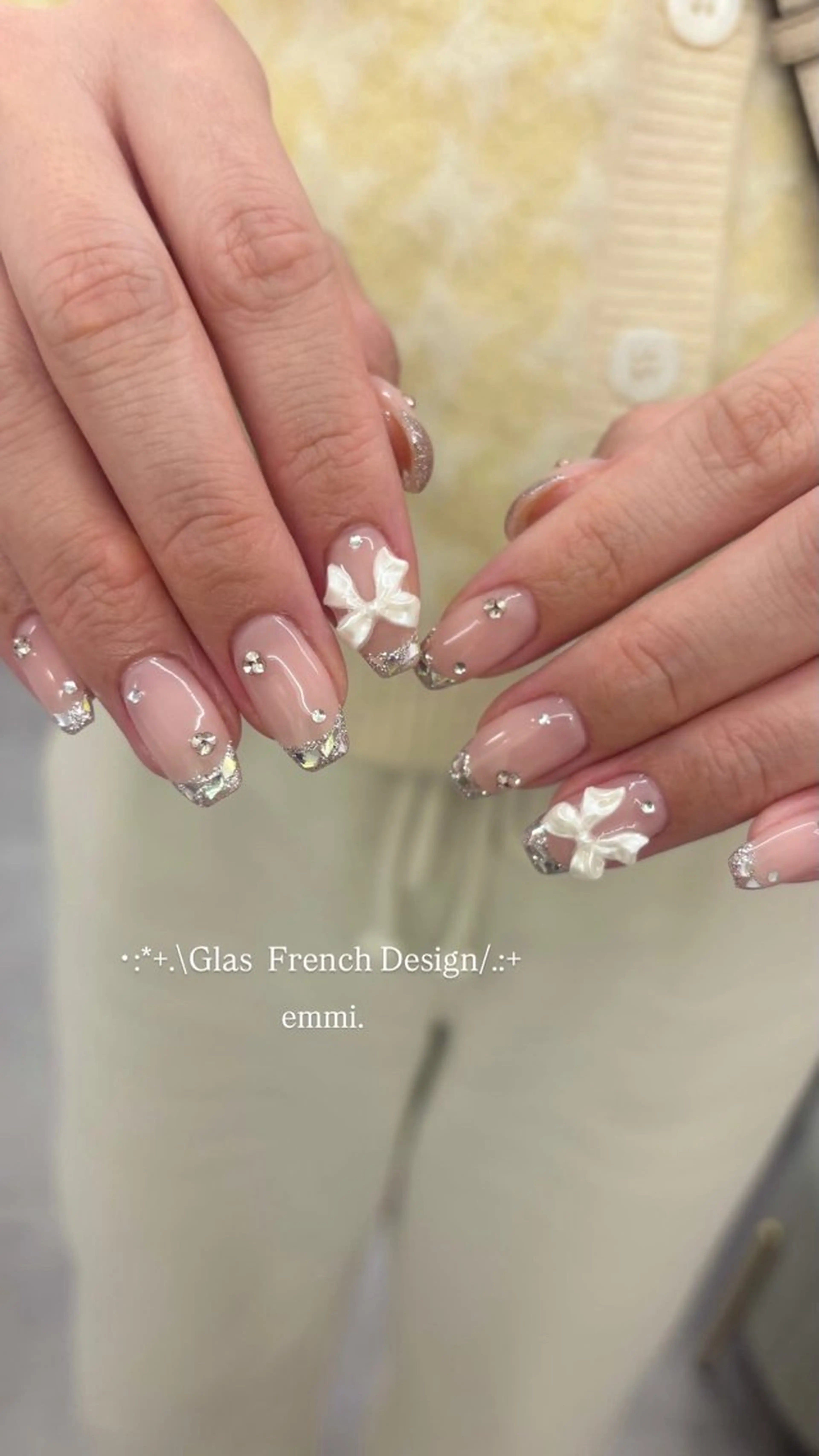 ネイル フレンチネイル ガラスフレンチ ハンドネイル GO TODAY SHAiRE SALON 表参道colore店所属・emmi nailのネイルデザイン