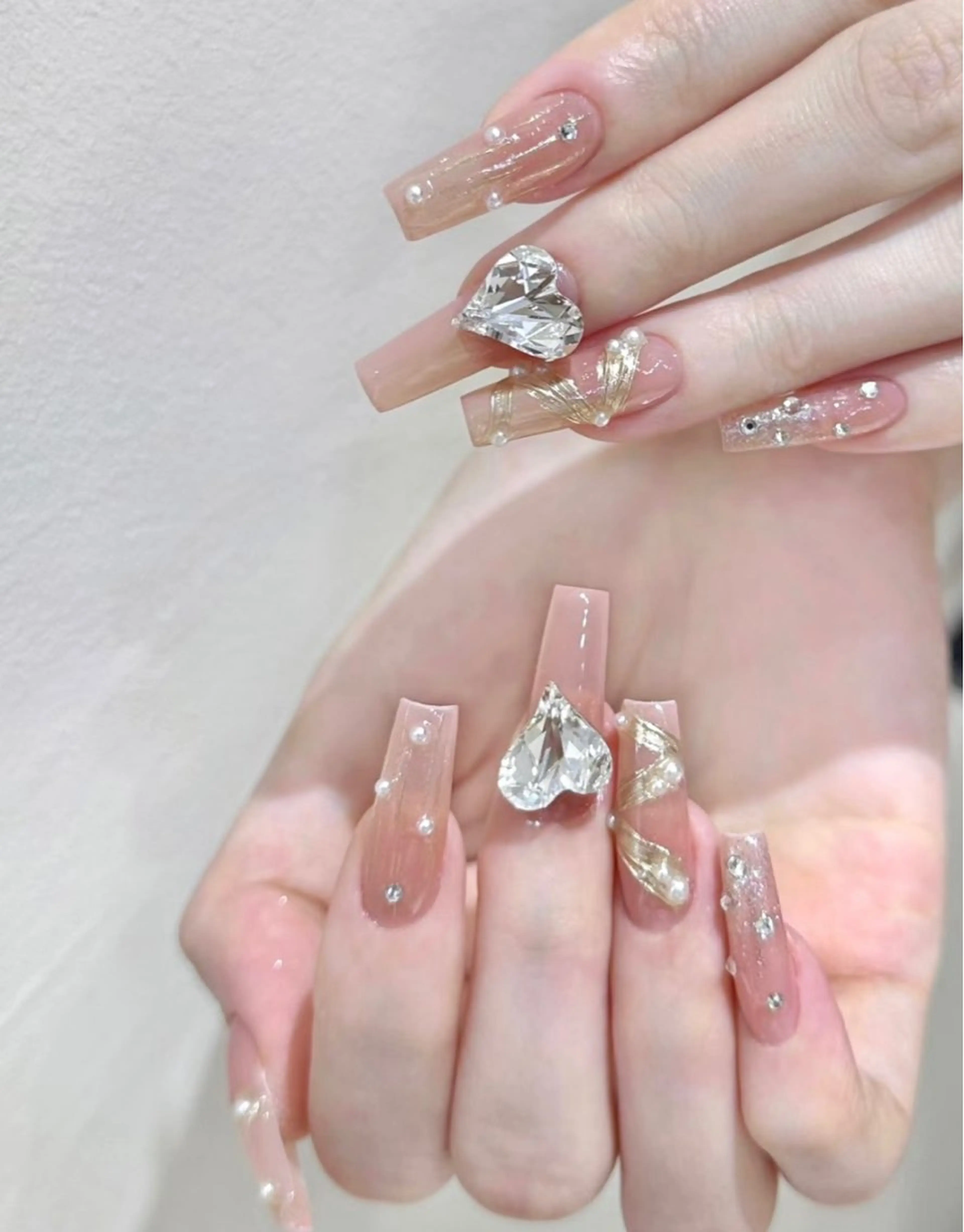 ネイル 菲菲ネイルサロン所属・FF フィフィネイルサロンのネイルデザイン