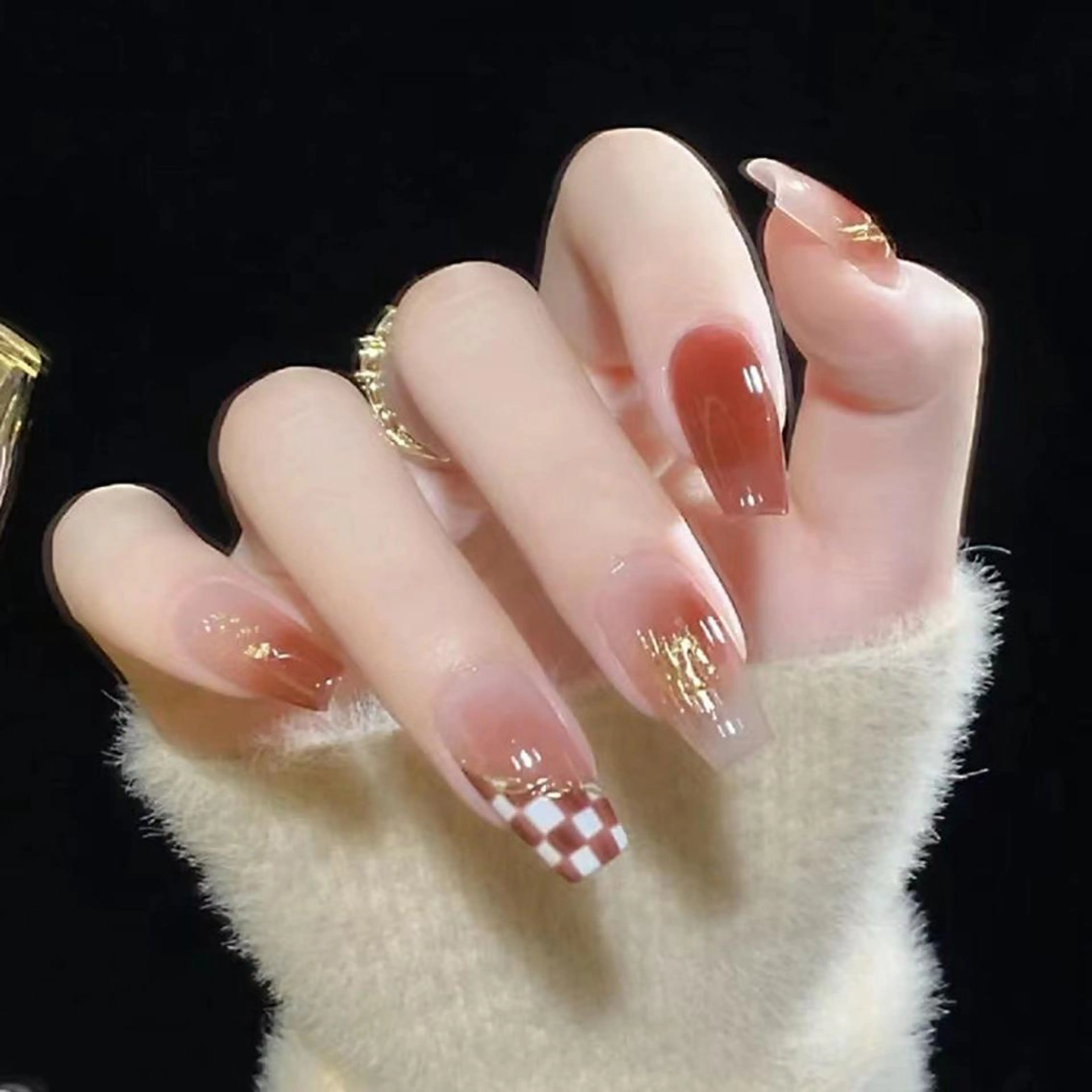 ネイル VIVIAN リサのネイルデザイン