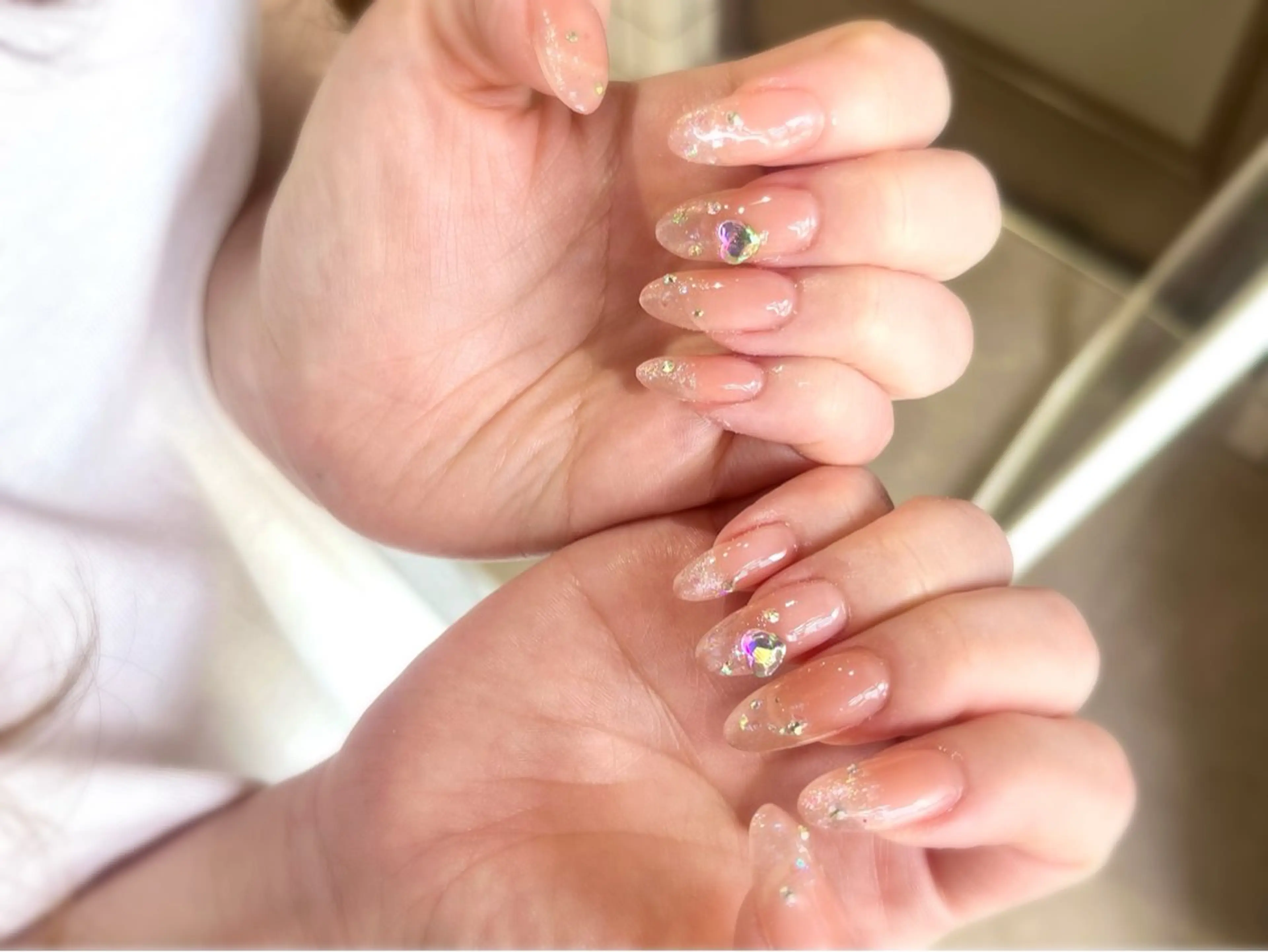 ネイル オーロラネイル 長さ出し キラキラネイル 持ち込み スカルプネイル Salute本店 🦋仲原里佳のネイルデザイン