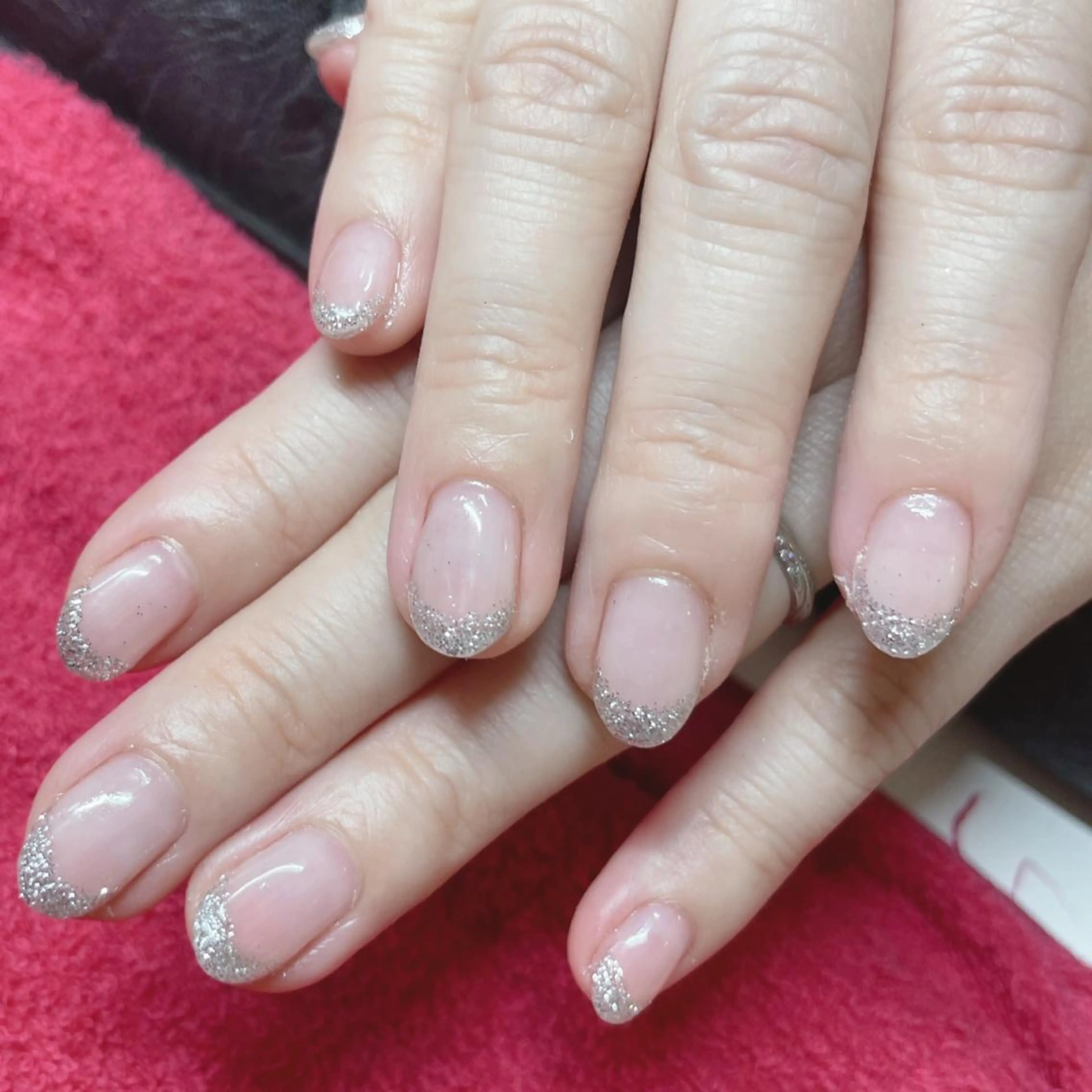 ネイル フレンチネイル ラメ(グリッター) ハンドネイル NAIL GALLERY Avant【アヴァン】伊丹店所属・Avant Sakiのネイルデザイン