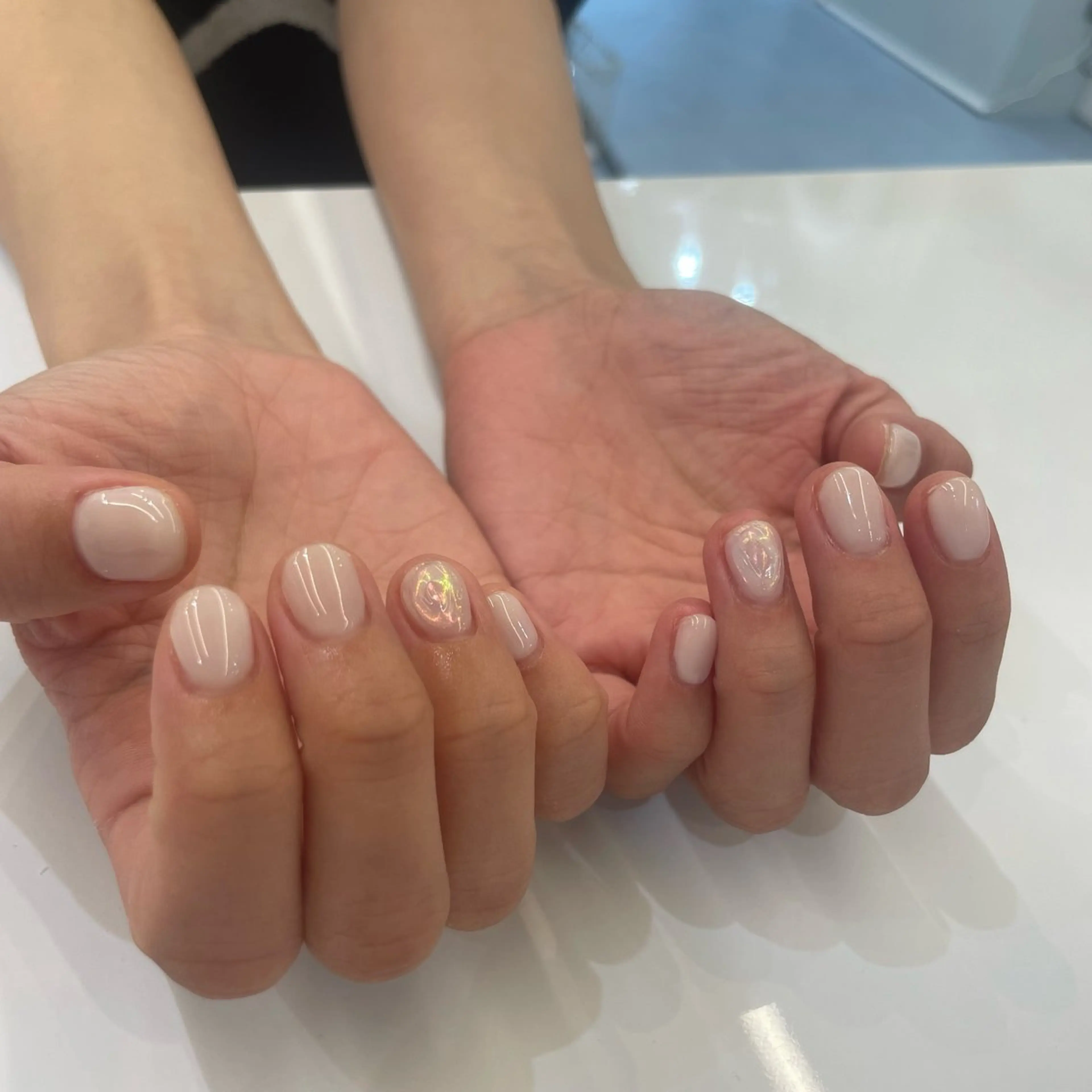 ネイル pool Yuzu🌷のネイルデザイン
