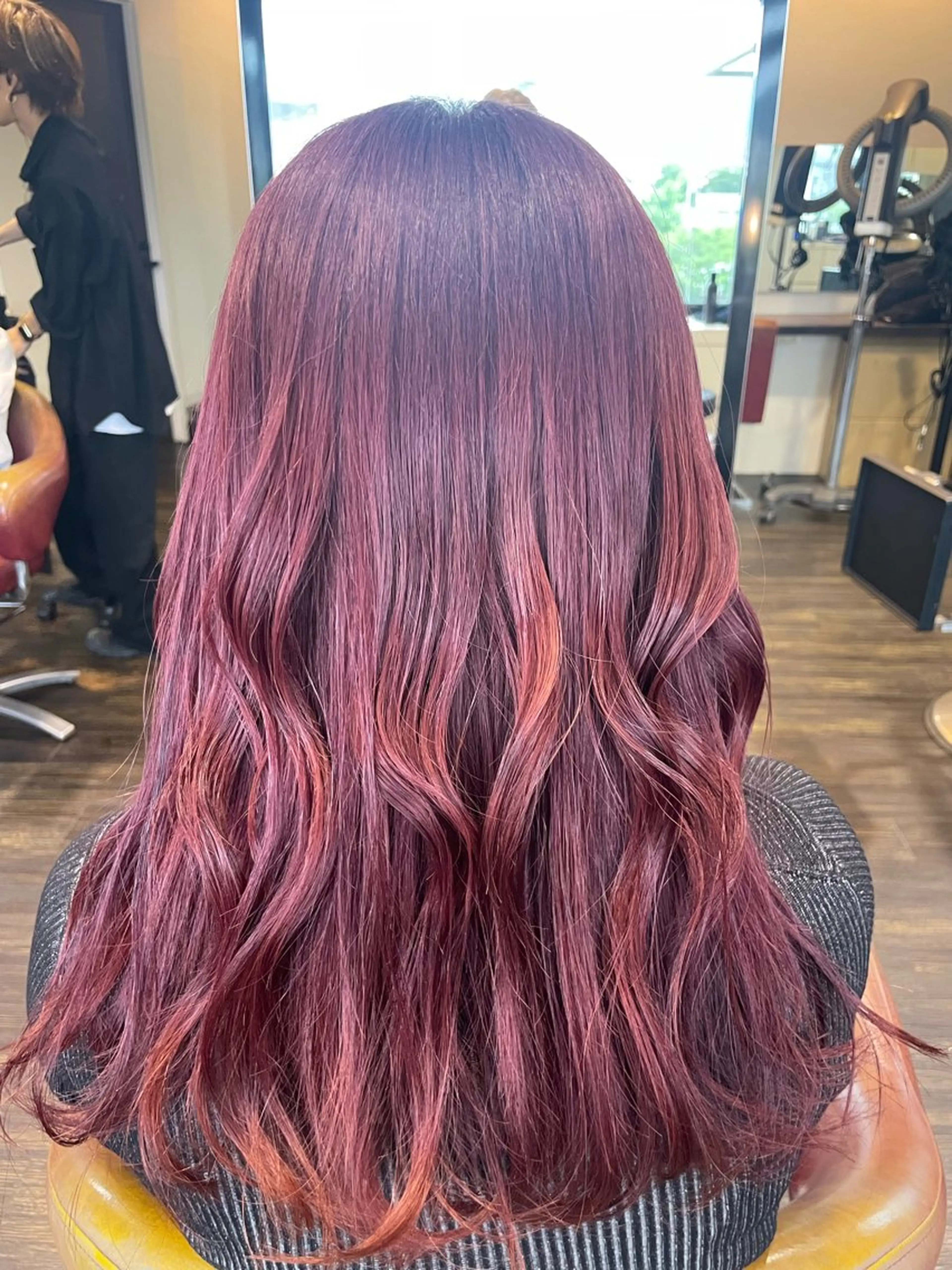 ロング カラー ラベンダーカラー ラベンダーピンク ピンクカラー カット ヘアカラー 佐藤 綾郁のヘアスタイル
