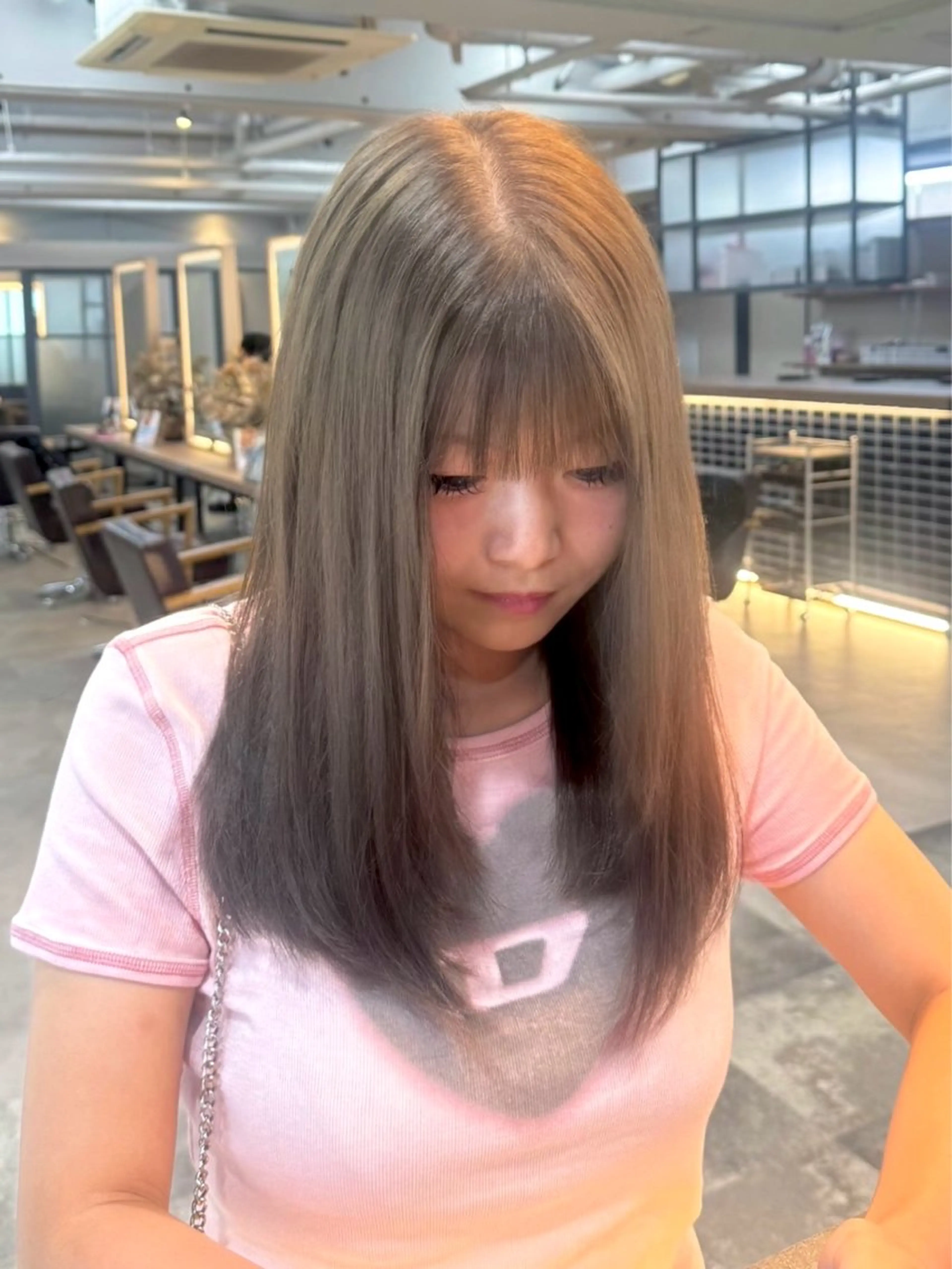 セミロング カラー ベージュカラー ブリーチ ブラウンカラー ブラウンベージュ ダブルカラー ヘアカラー 🫧透明感カラー🫧 kokoro🐣🎀のヘアスタイル