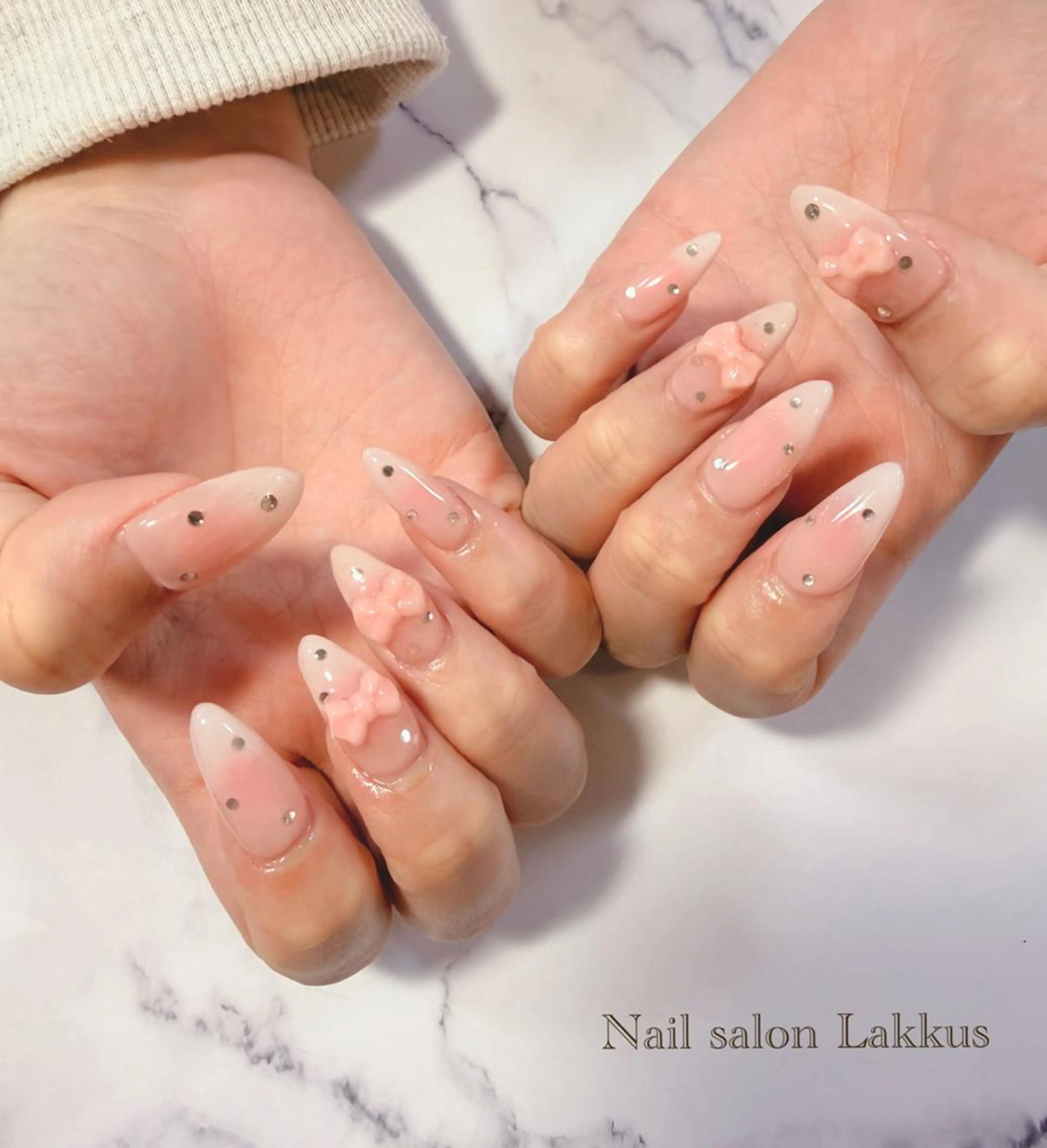 ネイル Lakkus T－CHIのネイルデザイン