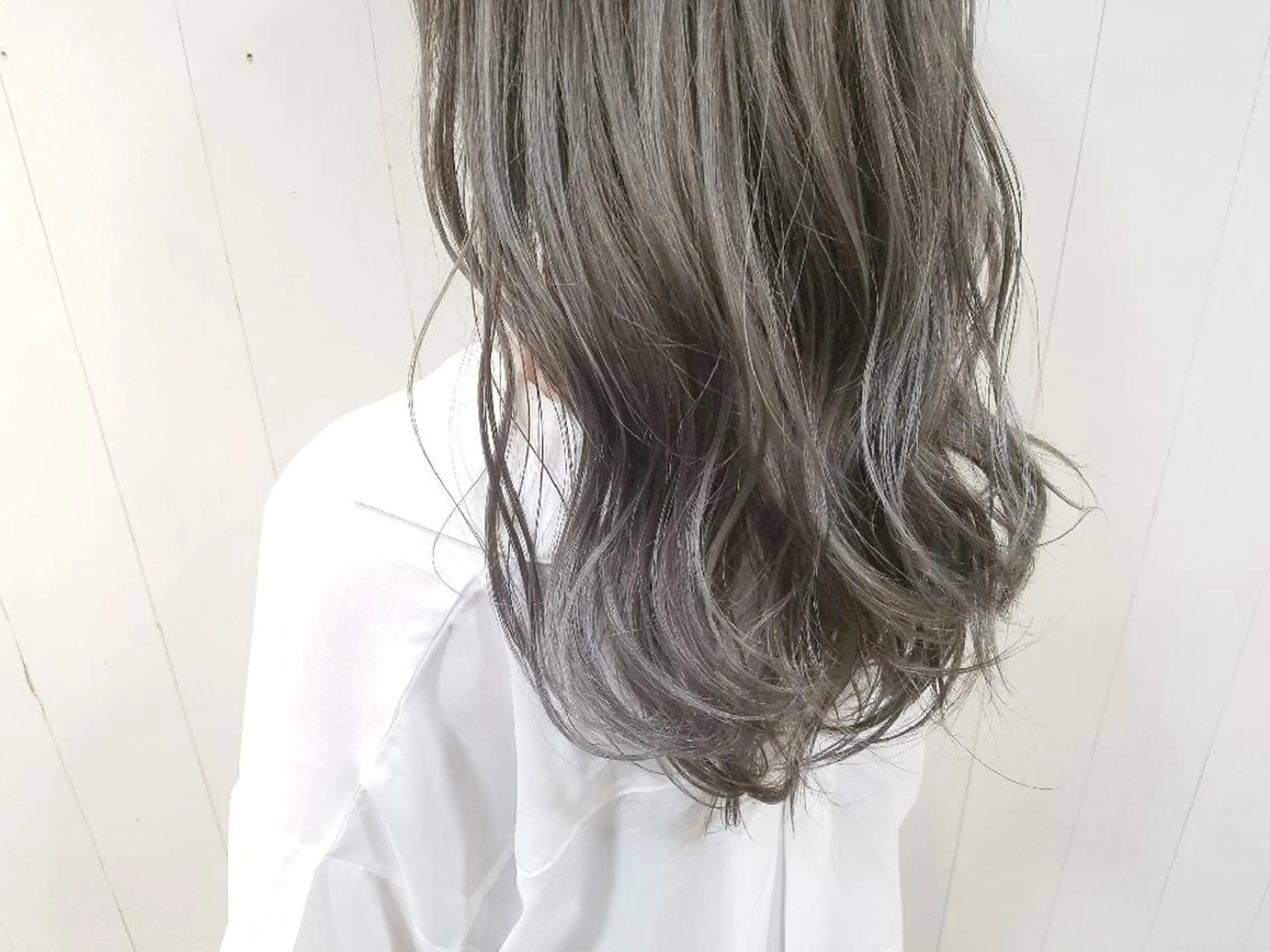 ロング カラー グレージュ imai /カット/パーマのヘアスタイル