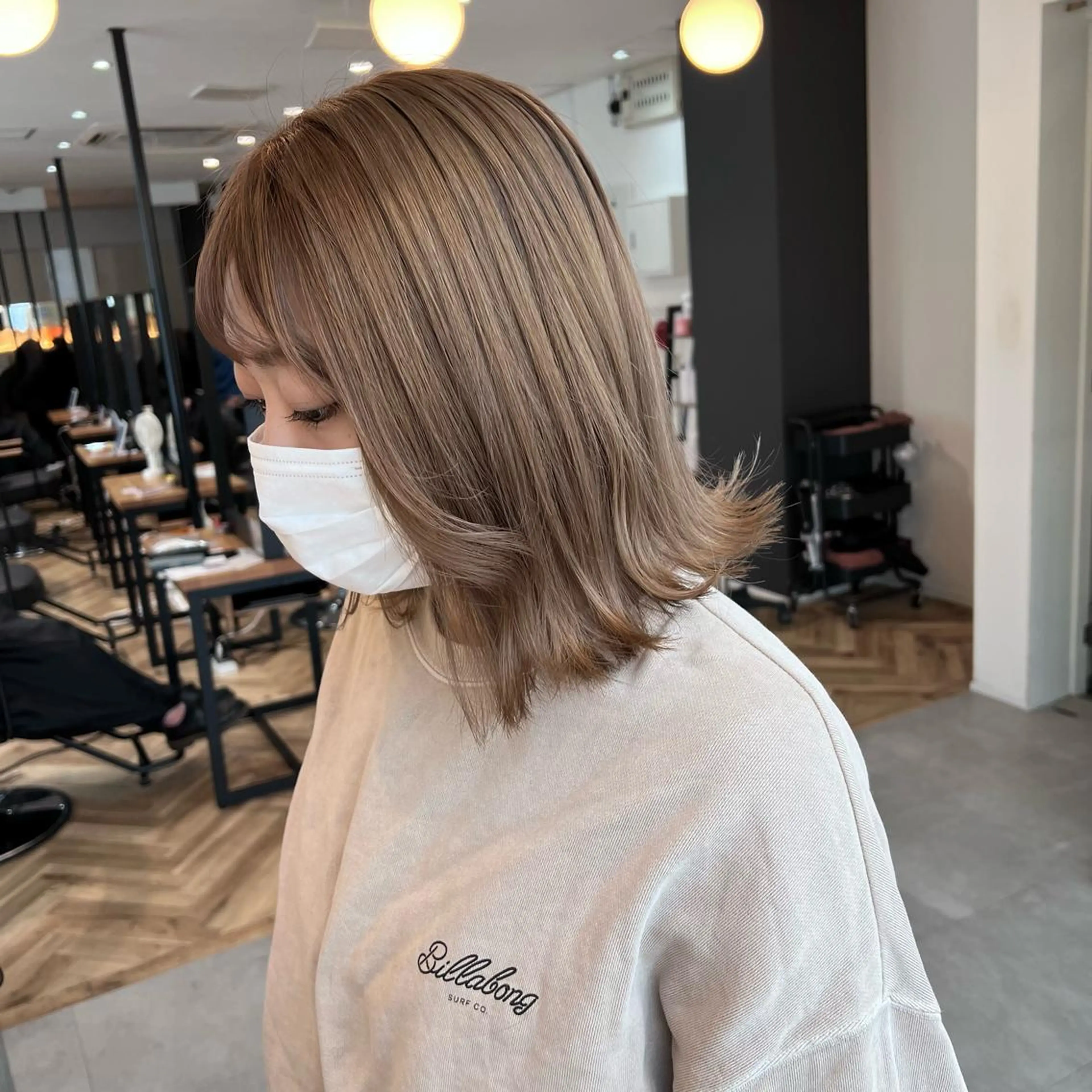 ミディアム カラー カット ヘアカラー トリートメント YUNA ユウナのヘアスタイル