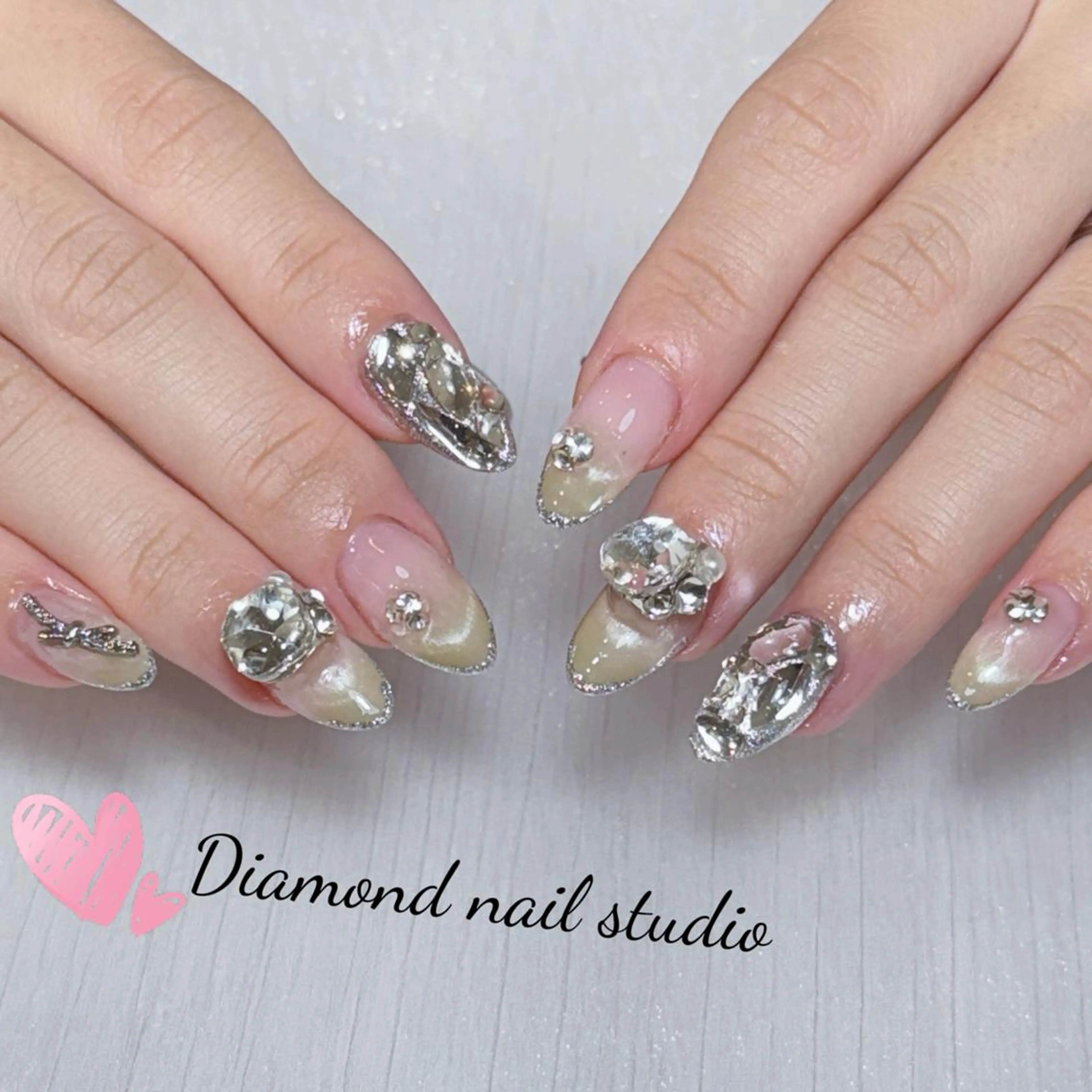 ネイル アートネイル オーロラネイル ガーリー キラキラネイル 韓国ネイル ハンドネイル DIAMOND Nail🍒のネイルデザイン