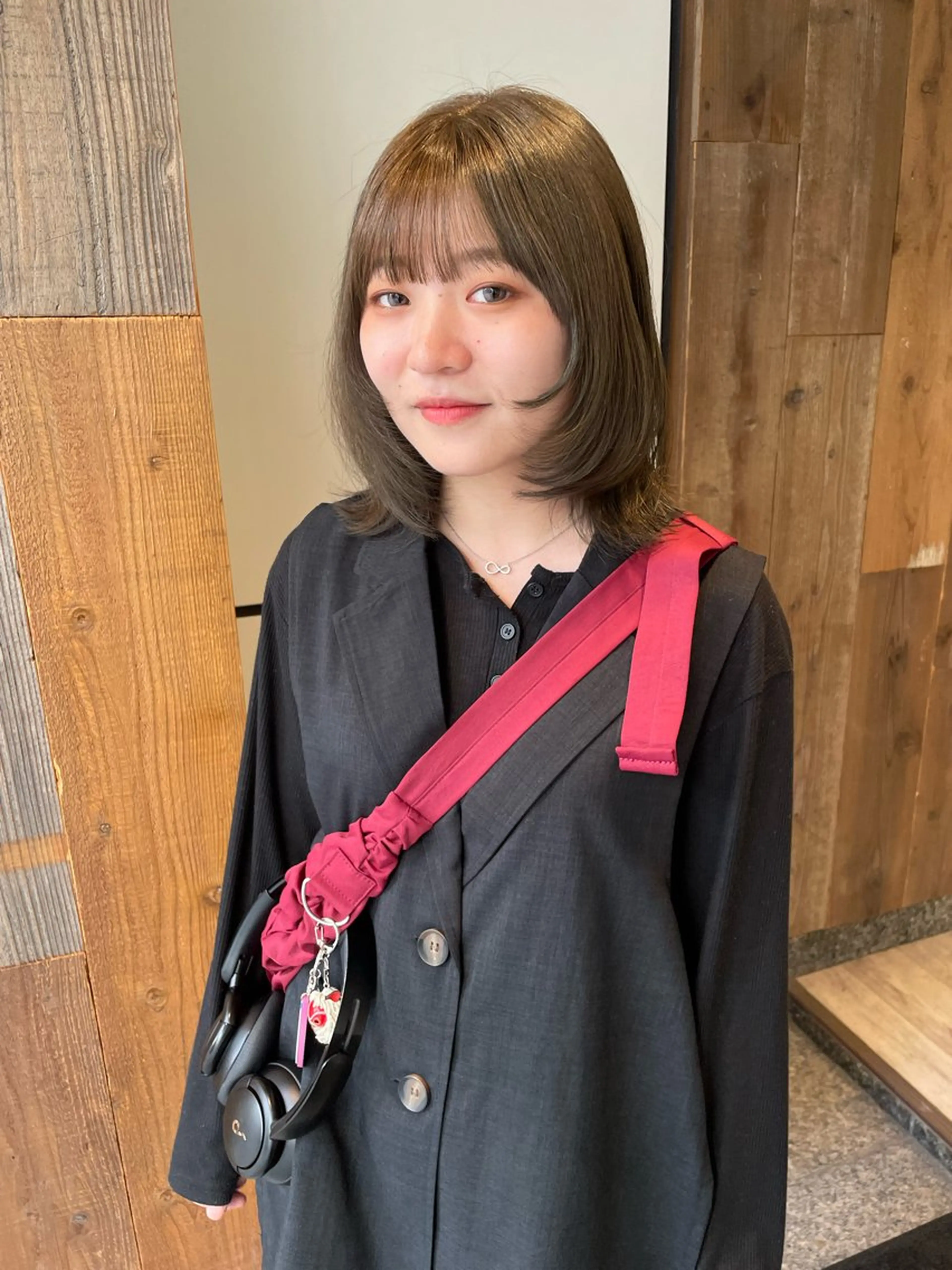 ミディアム カラー ダブルカラー オリーブカラー ヘアカラー トリートメント 渋谷 留菜のヘアスタイル