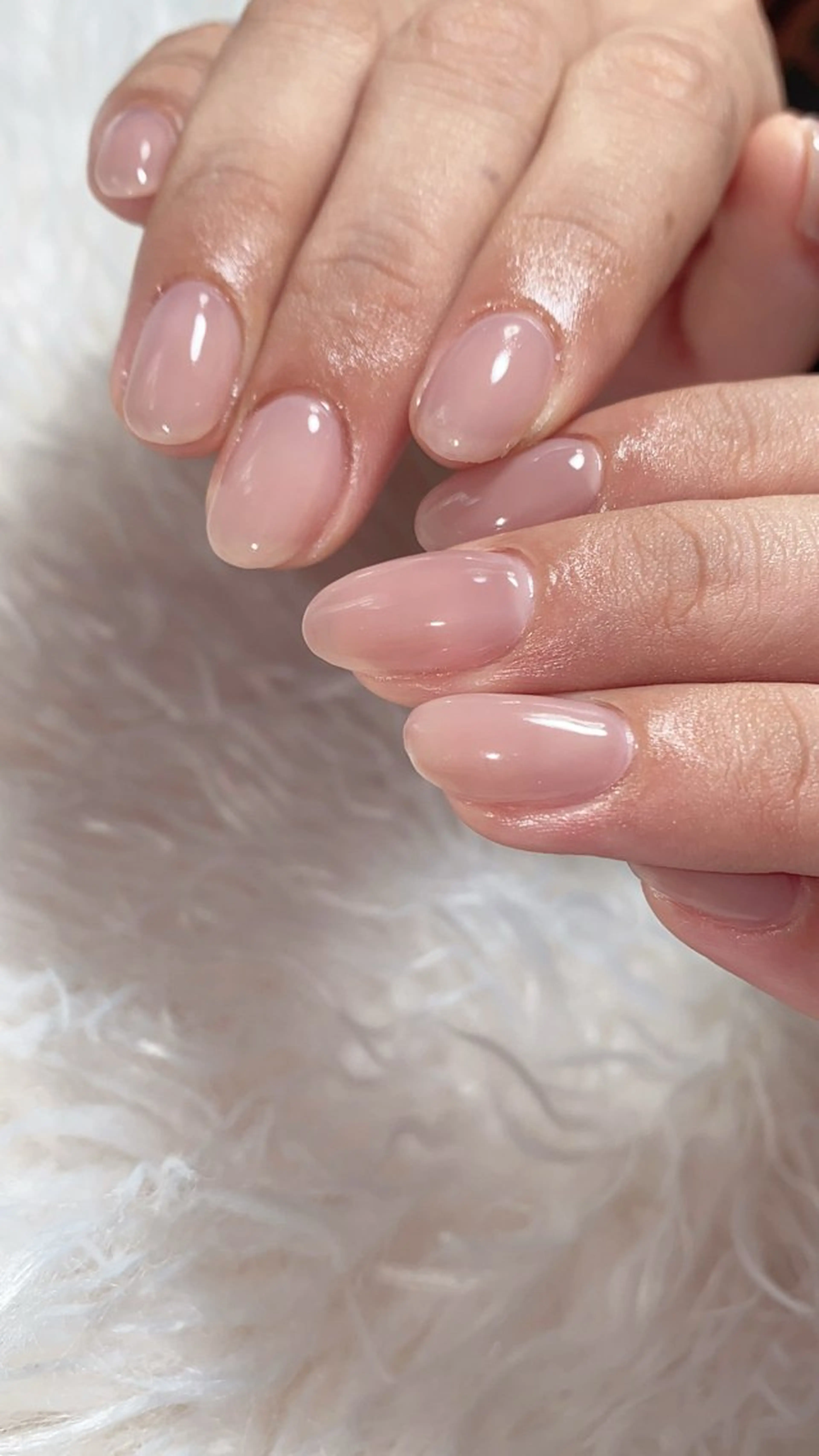 ネイル ハンドネイル n o q r m. n a c h iのネイルデザイン