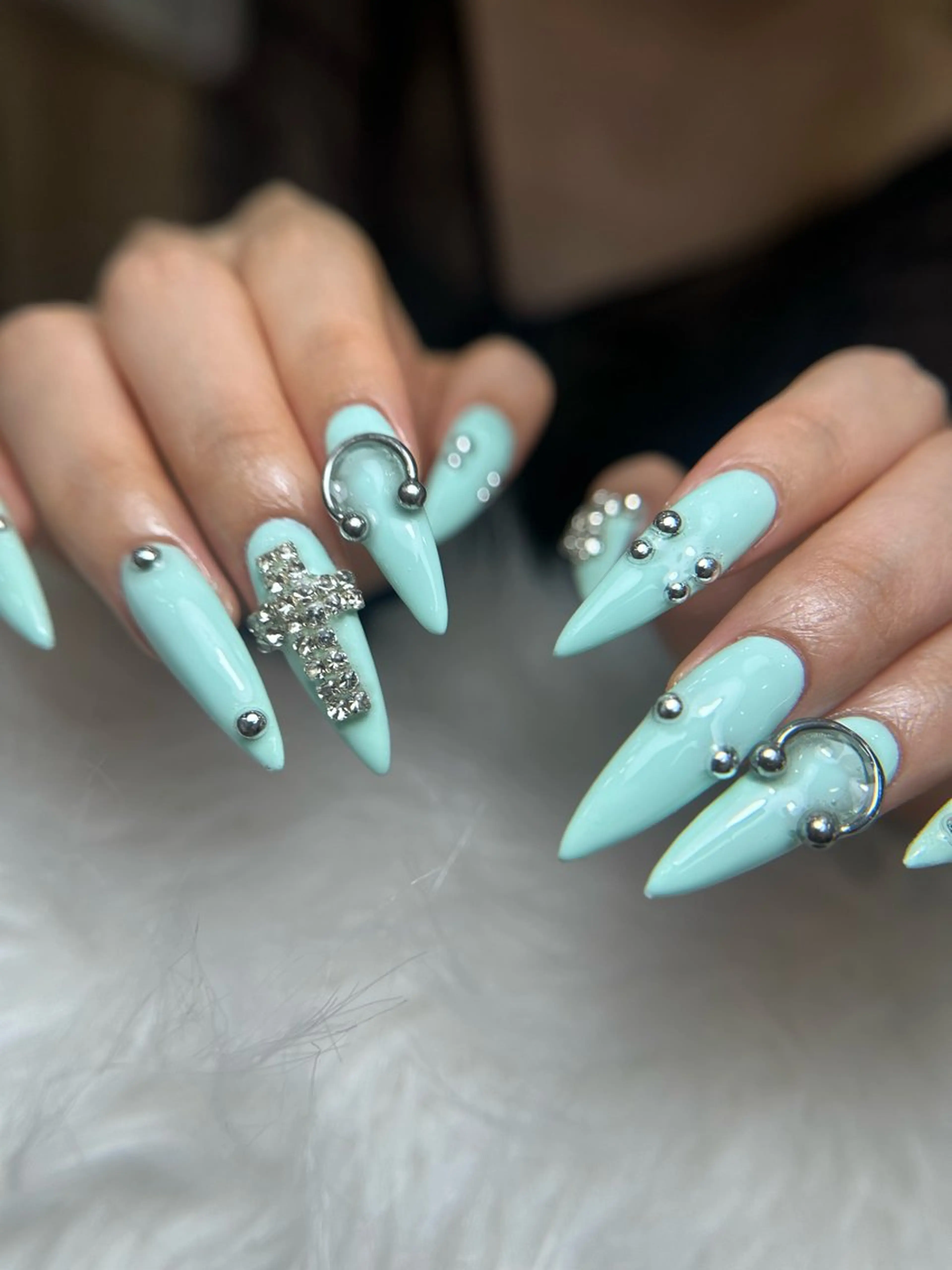 ネイル フレンチネイル グラデーション 韓国ネイル マグネットネイル シンプルネイル ハンドネイル CoMo Nail Studio所属・CoMo Nailのネイルデザイン