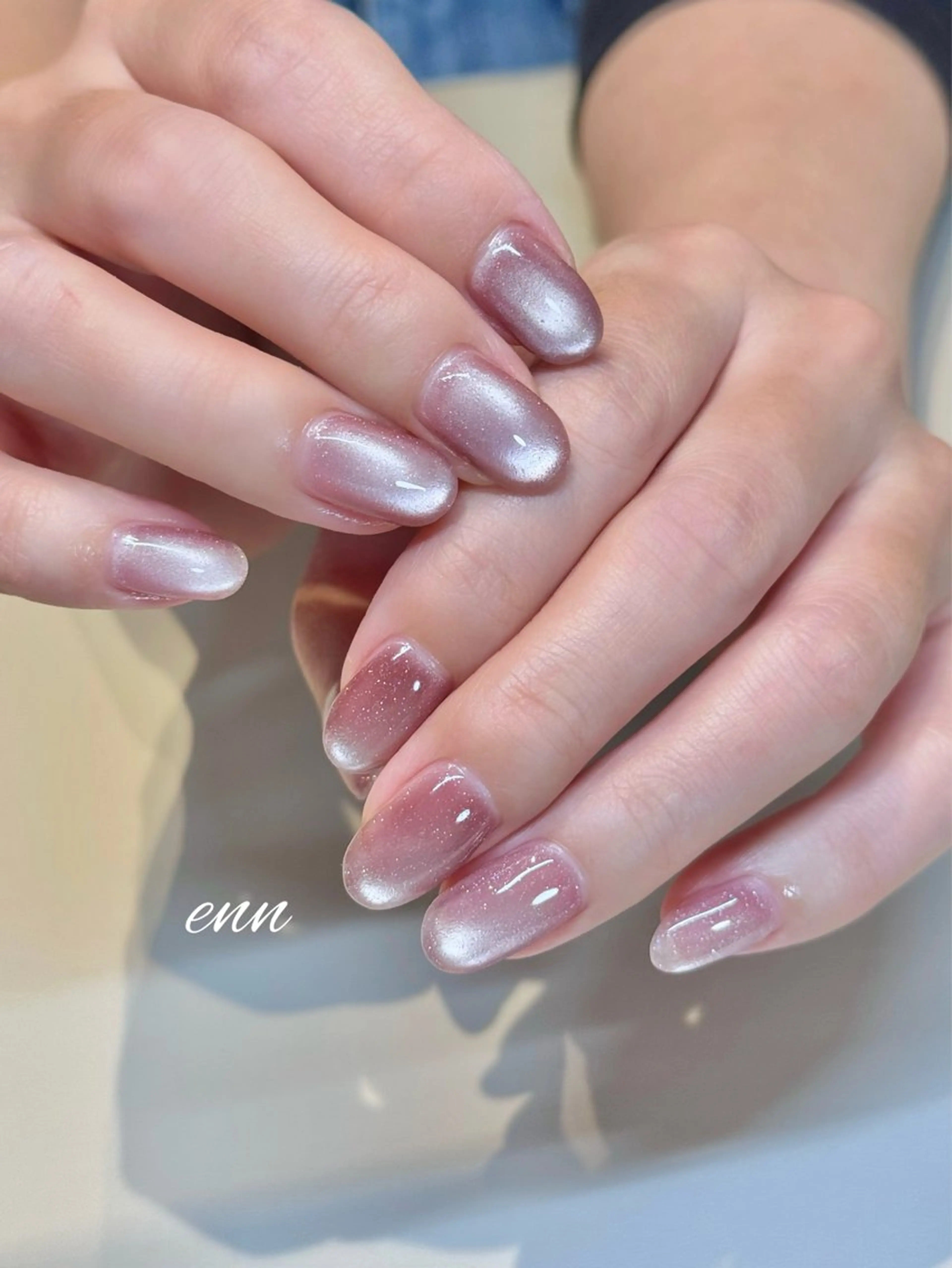 ネイル マグネットネイル マグネットワンカラー ワンカラーネイル ピンク ハンドネイル 【 enn 】 Uzuka Yukaのネイルデザイン