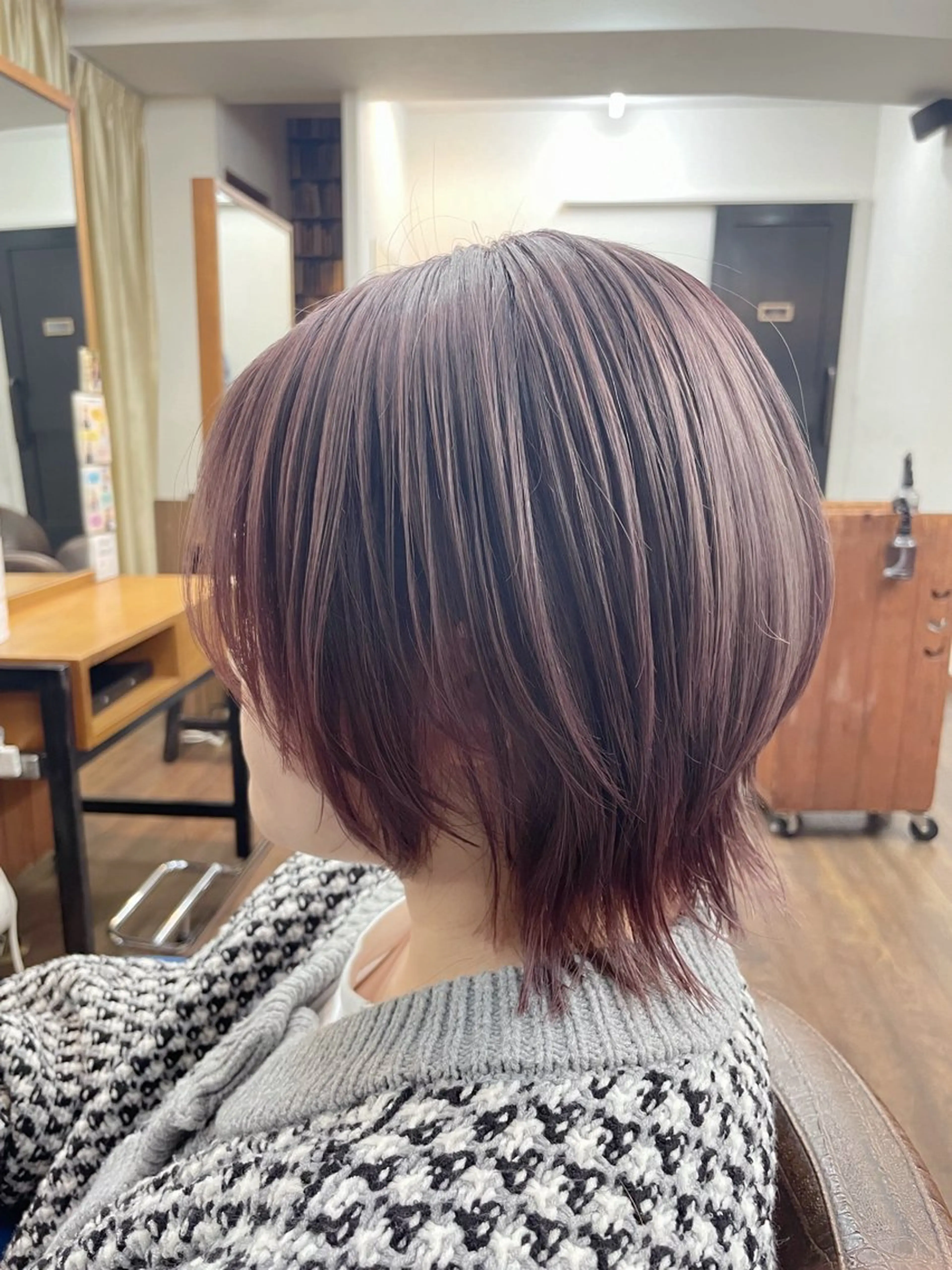 ミディアム カット ヘアカラー 🫧Paul 平川 紗奈🫧のヘアスタイル