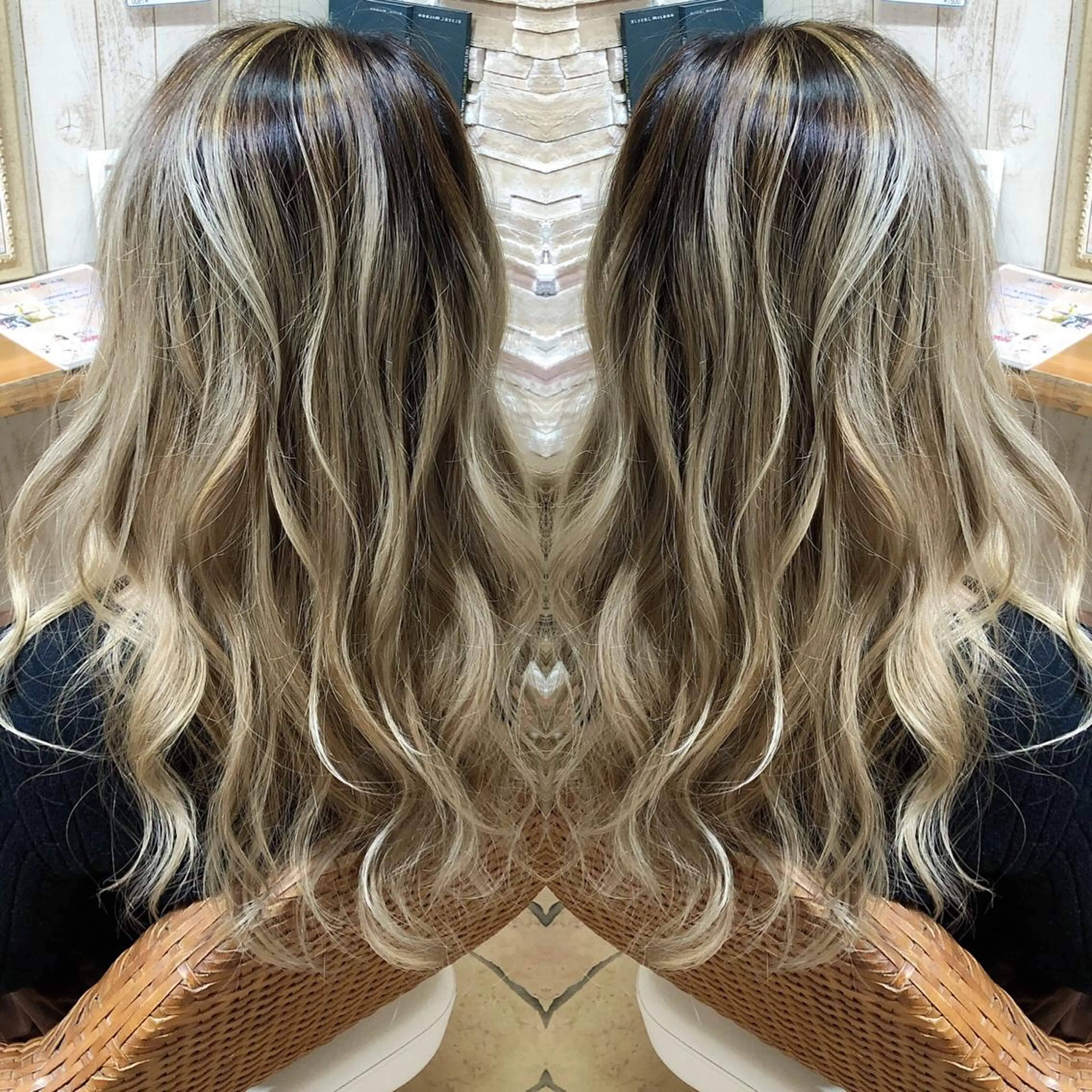ロング カラー kr2s アメ村のヘアスタイル