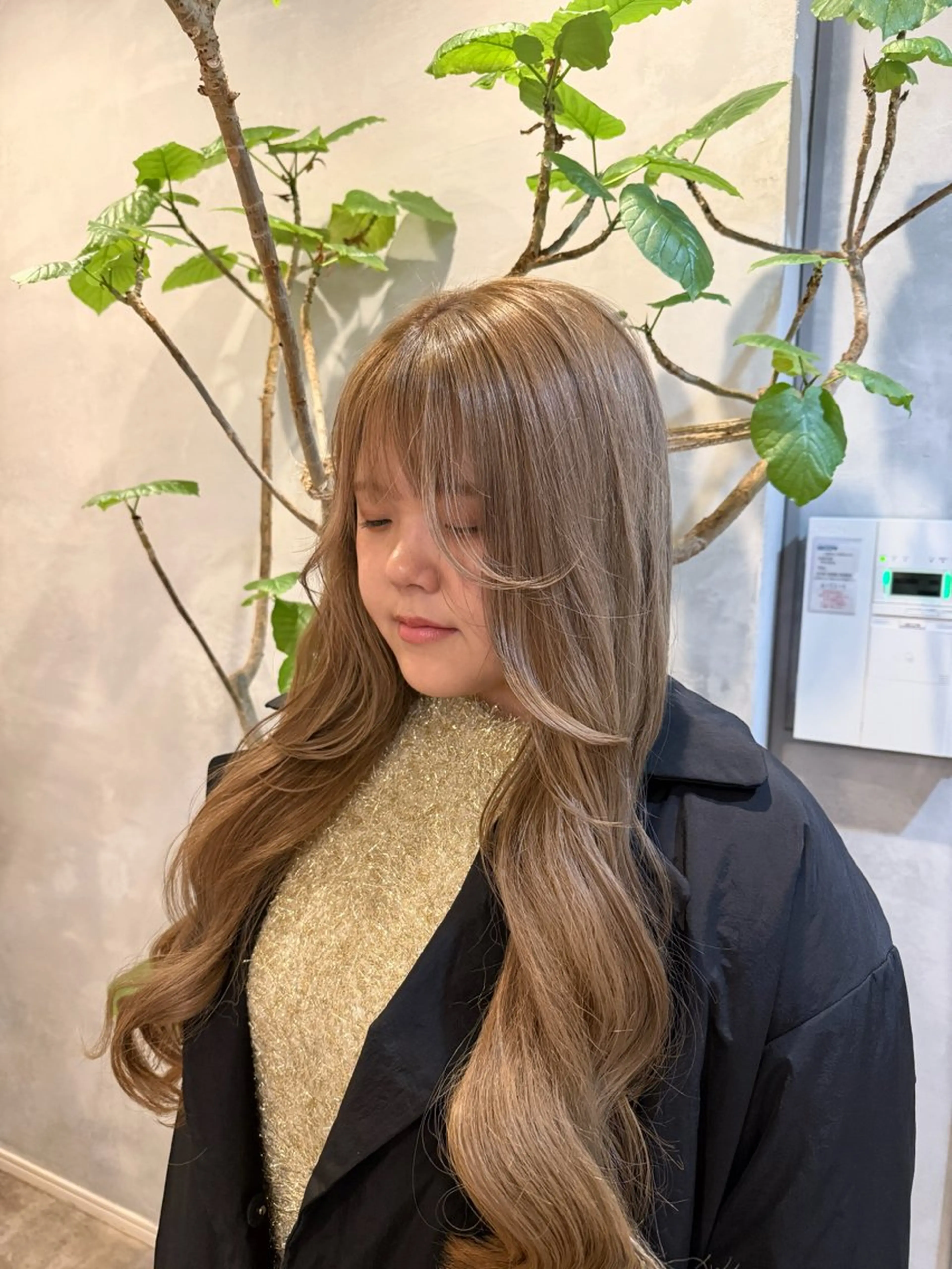 カラー ベージュカラー ダブルカラー ミルクティーベージュ カット ヘアカラー 木村 心海☆明石のヘアスタイル