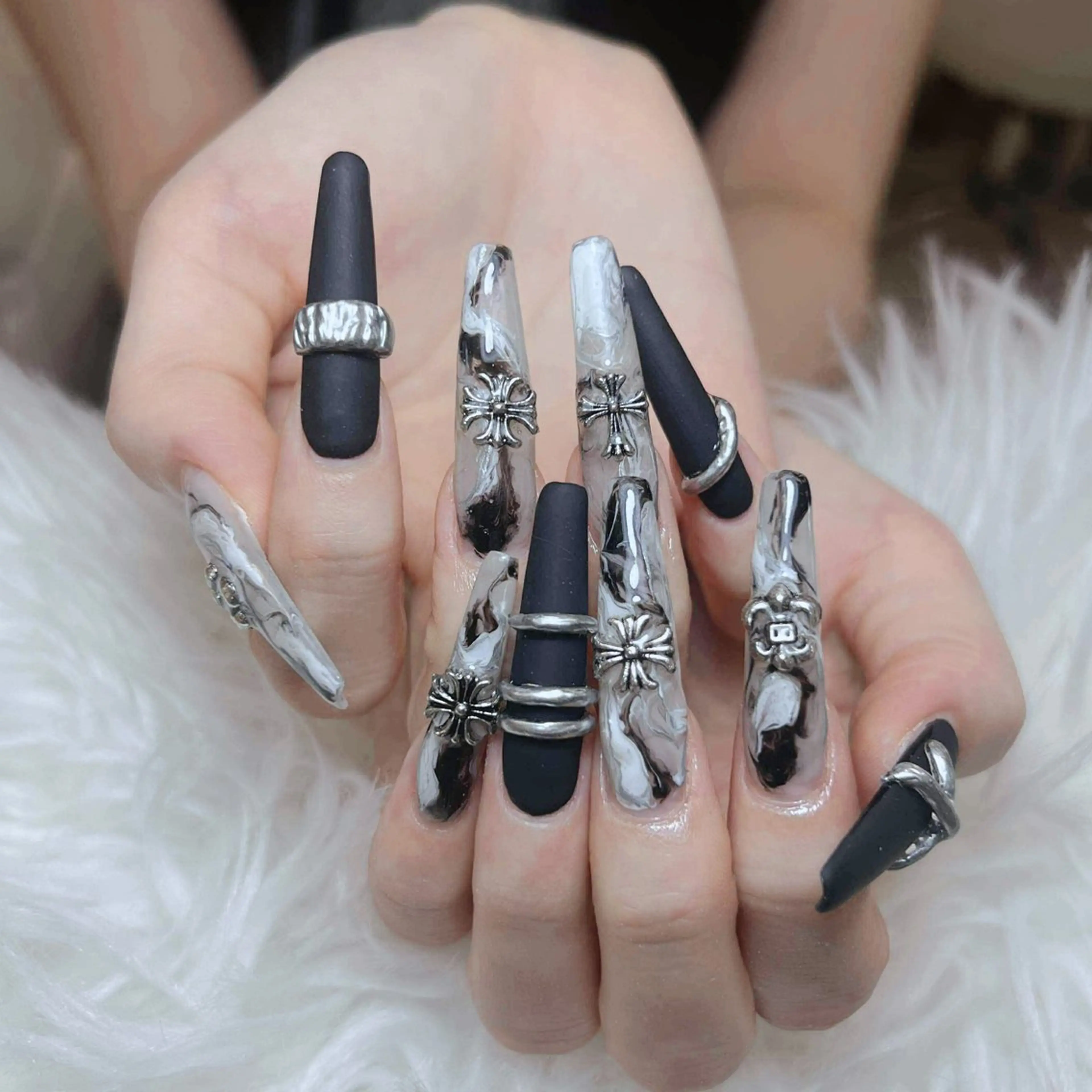 ネイル チークネイル 長さ出し フットネイル マグネットネイル 持ち込み ハンドネイル ANH NAIL ゴテゴテ専門店💎のネイルデザイン