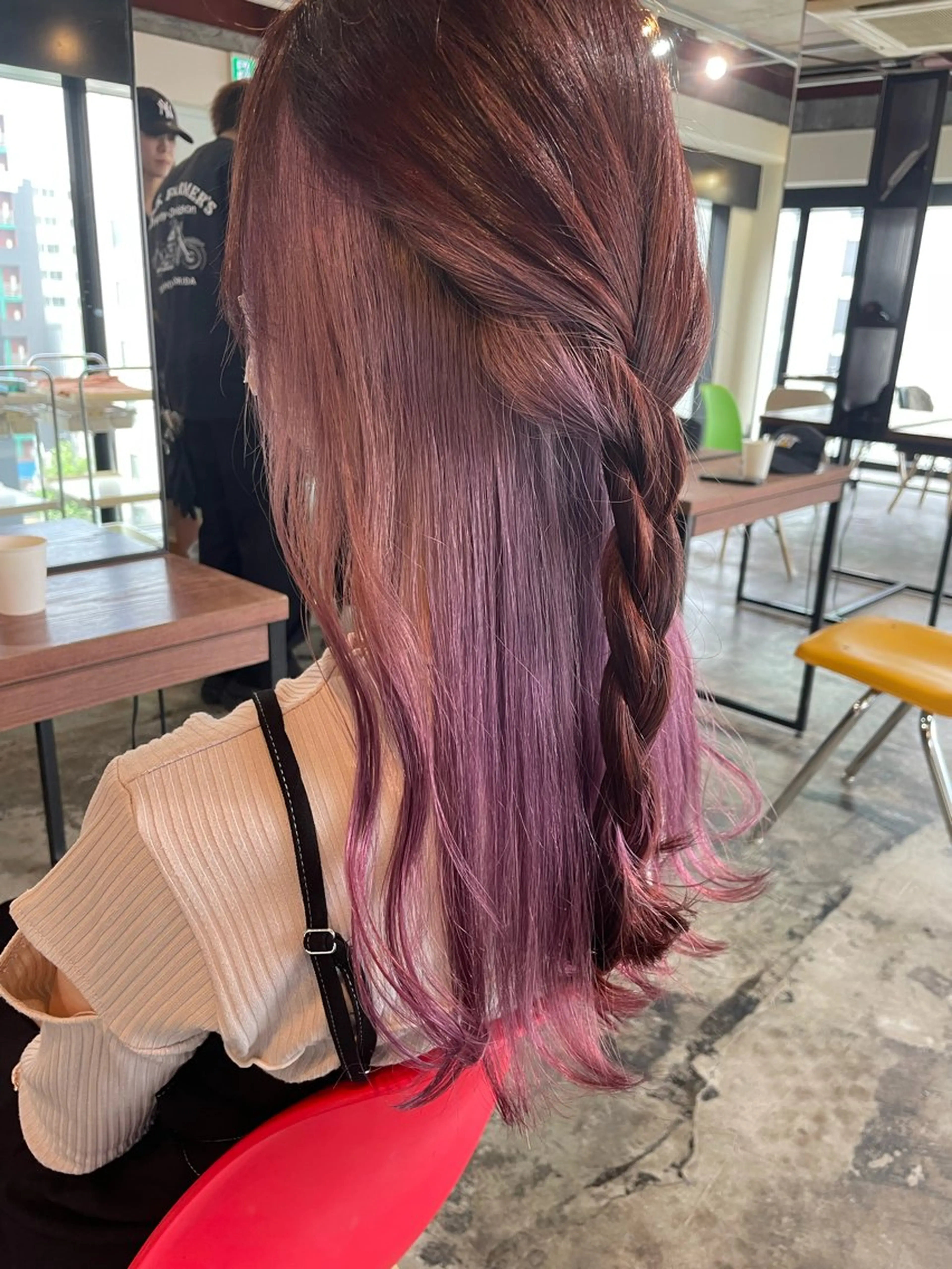 カラー ヘアカラー YUNA🍒 暖色カラーのヘアスタイル
