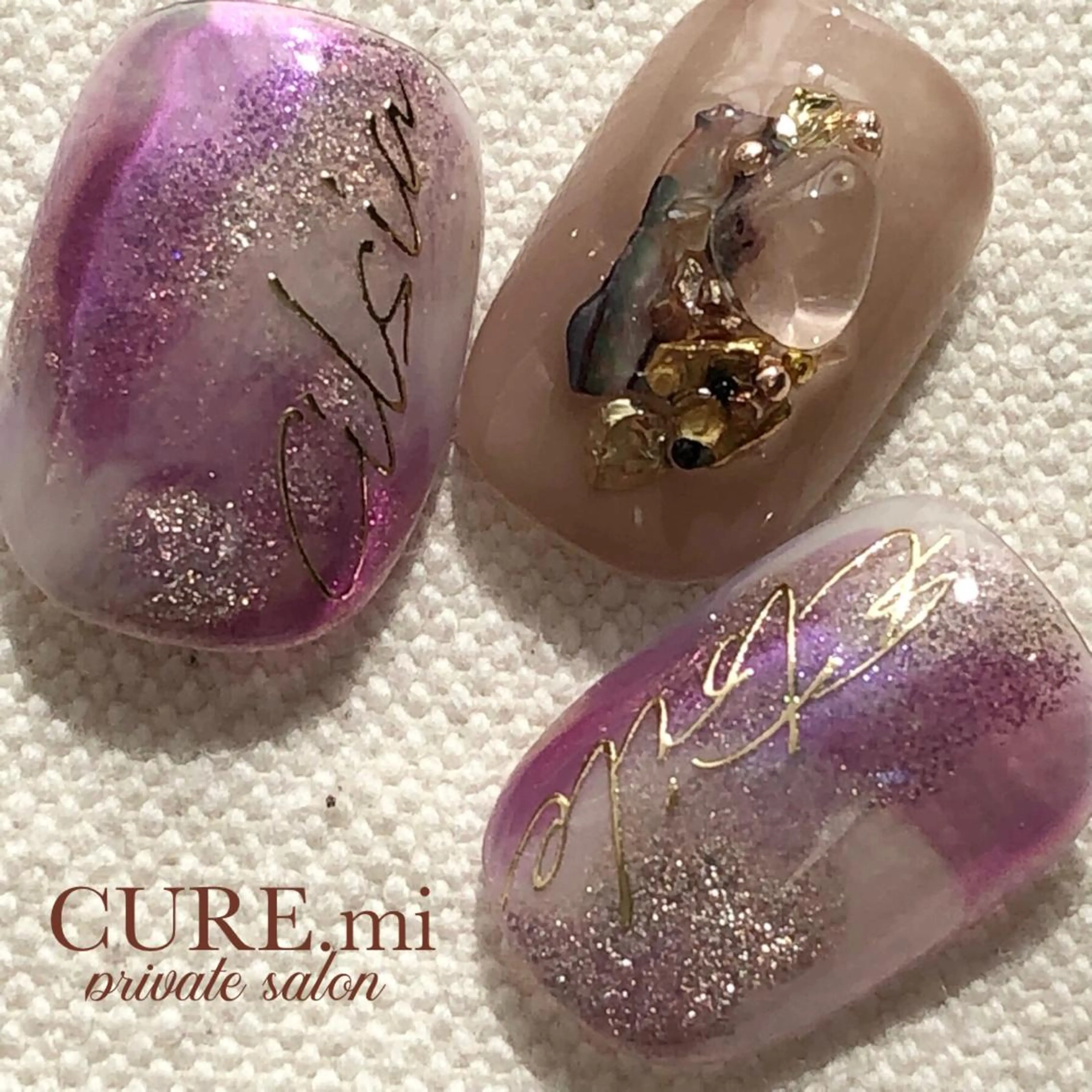 ネイル ニュアンスネイル ピンク パープル ハンドネイル ハンドケア CURE.mi所属・伊藤 美香のネイルデザイン