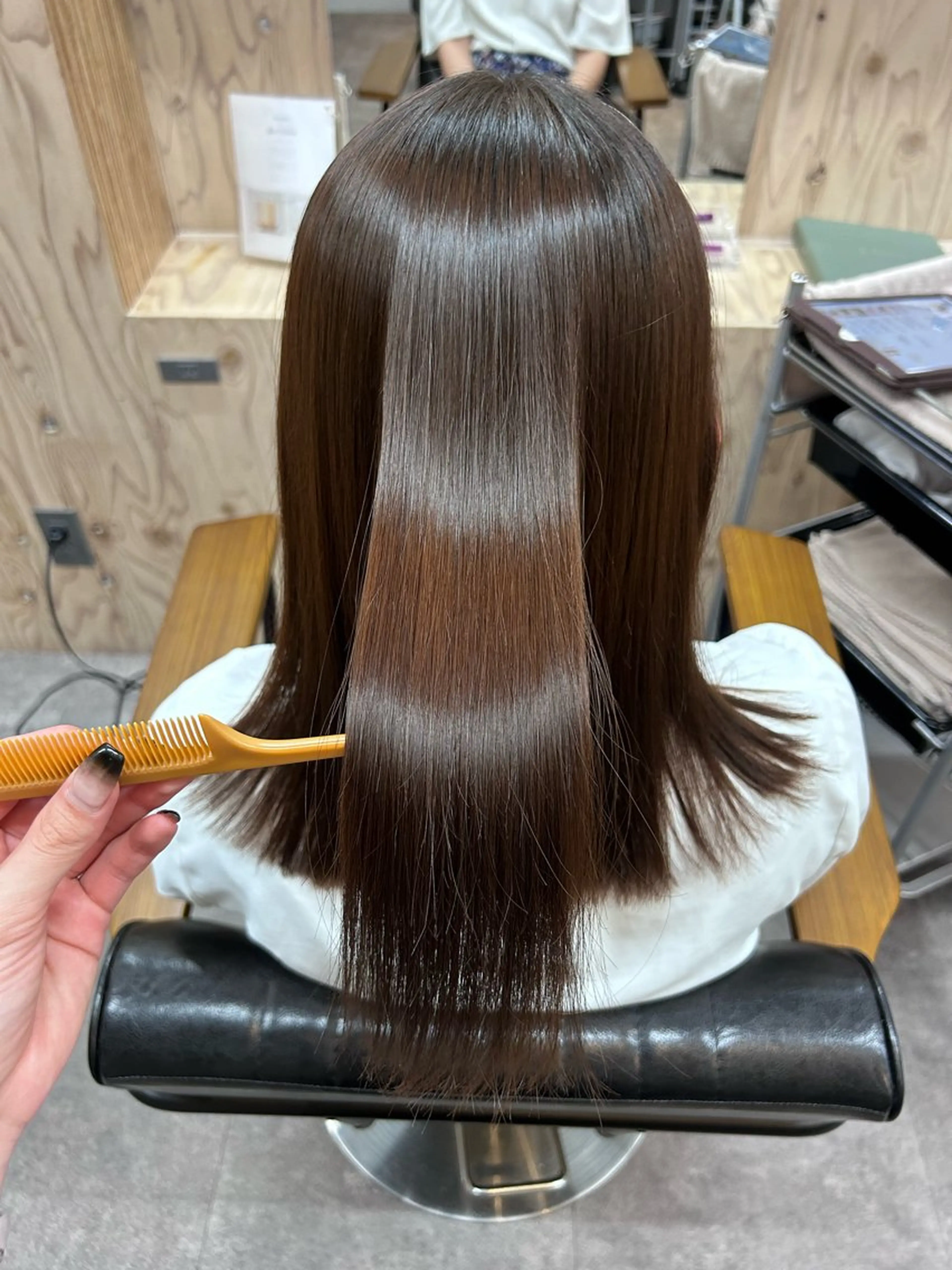 カット+縮毛矯正+トリートメントの写真