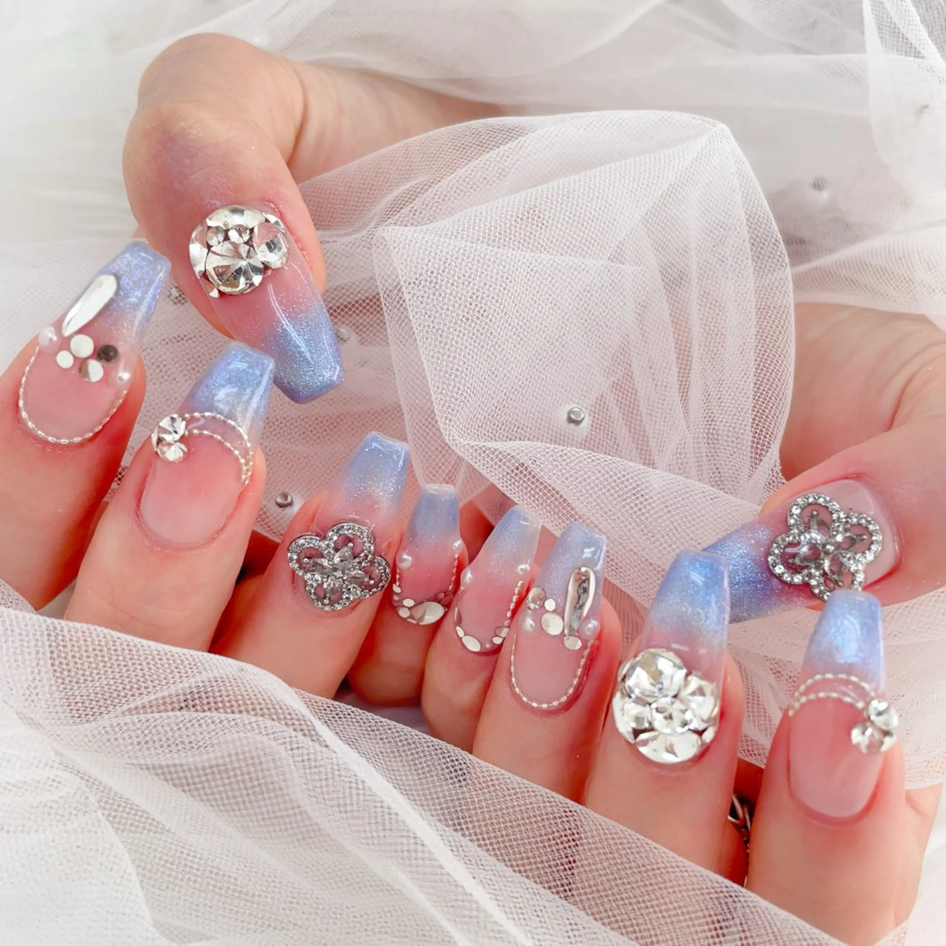 ロング ハンドネイル cho nailのネイルデザイン