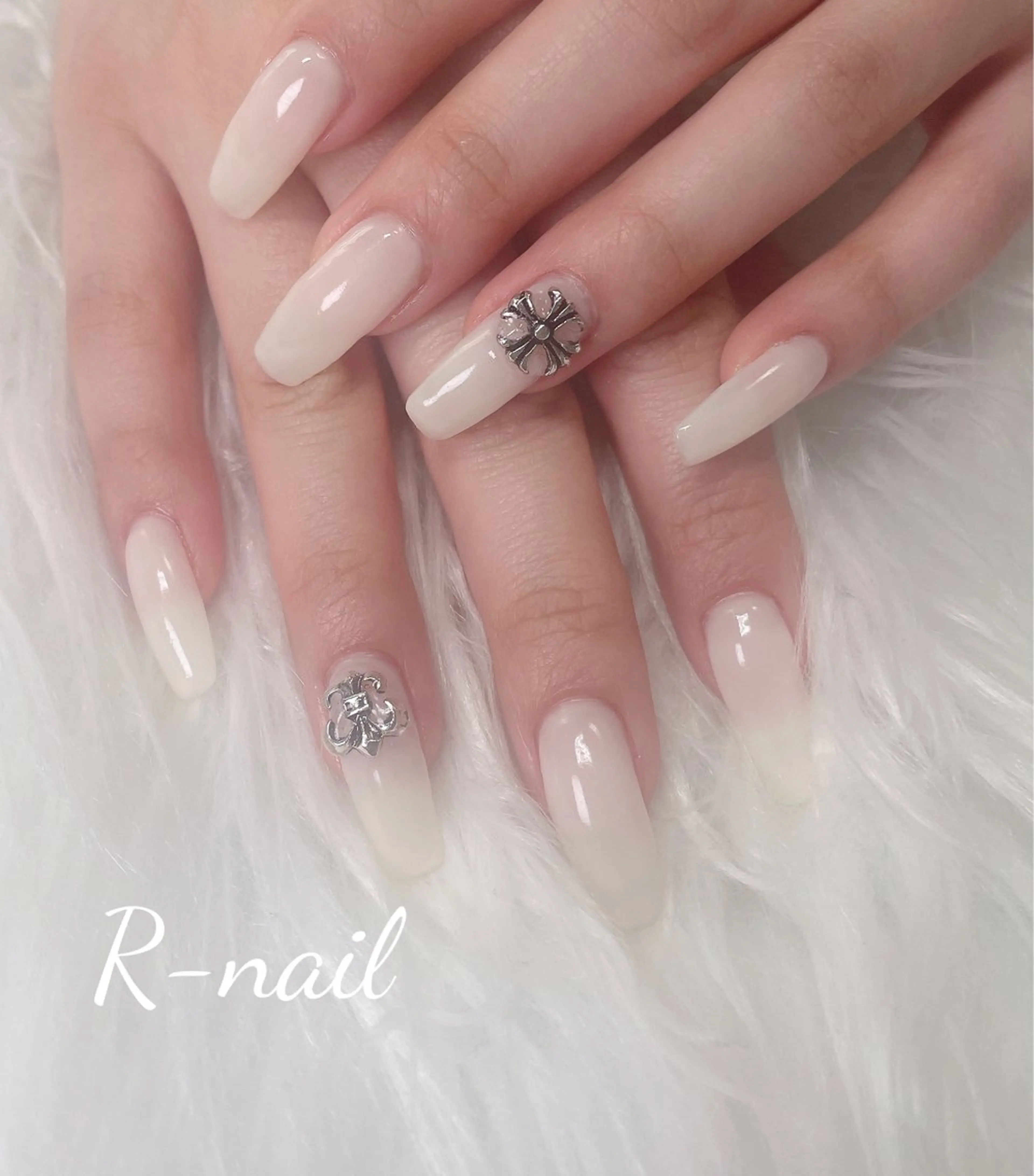 ネイル ハンドネイル R-nail salonのネイルデザイン