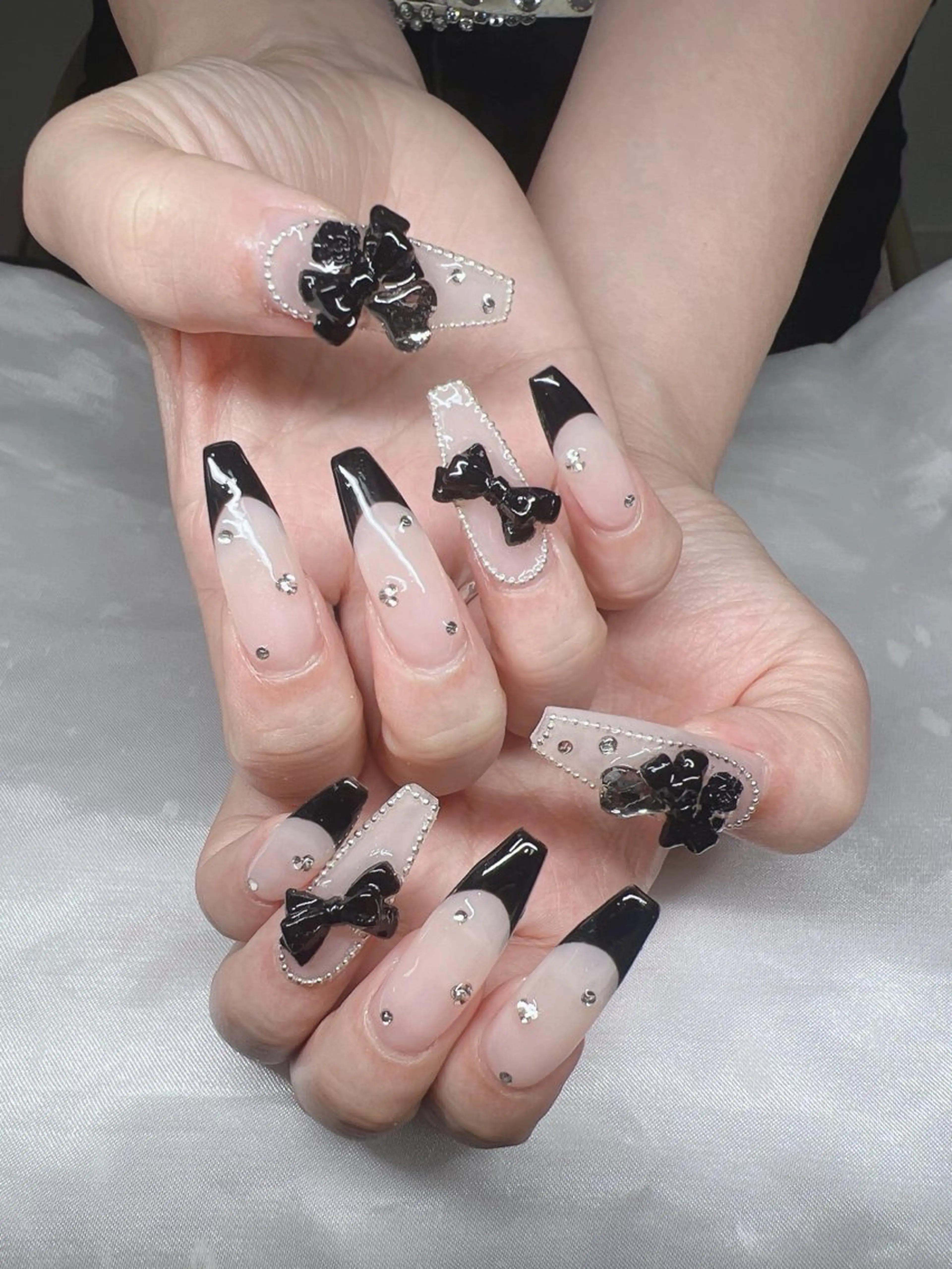 ネイル 長さ出し グラデーション キラキラネイル マグネットネイル ニュアンスネイル ハンドネイル Lee Nails チップ長さだし専門店のネイルデザイン