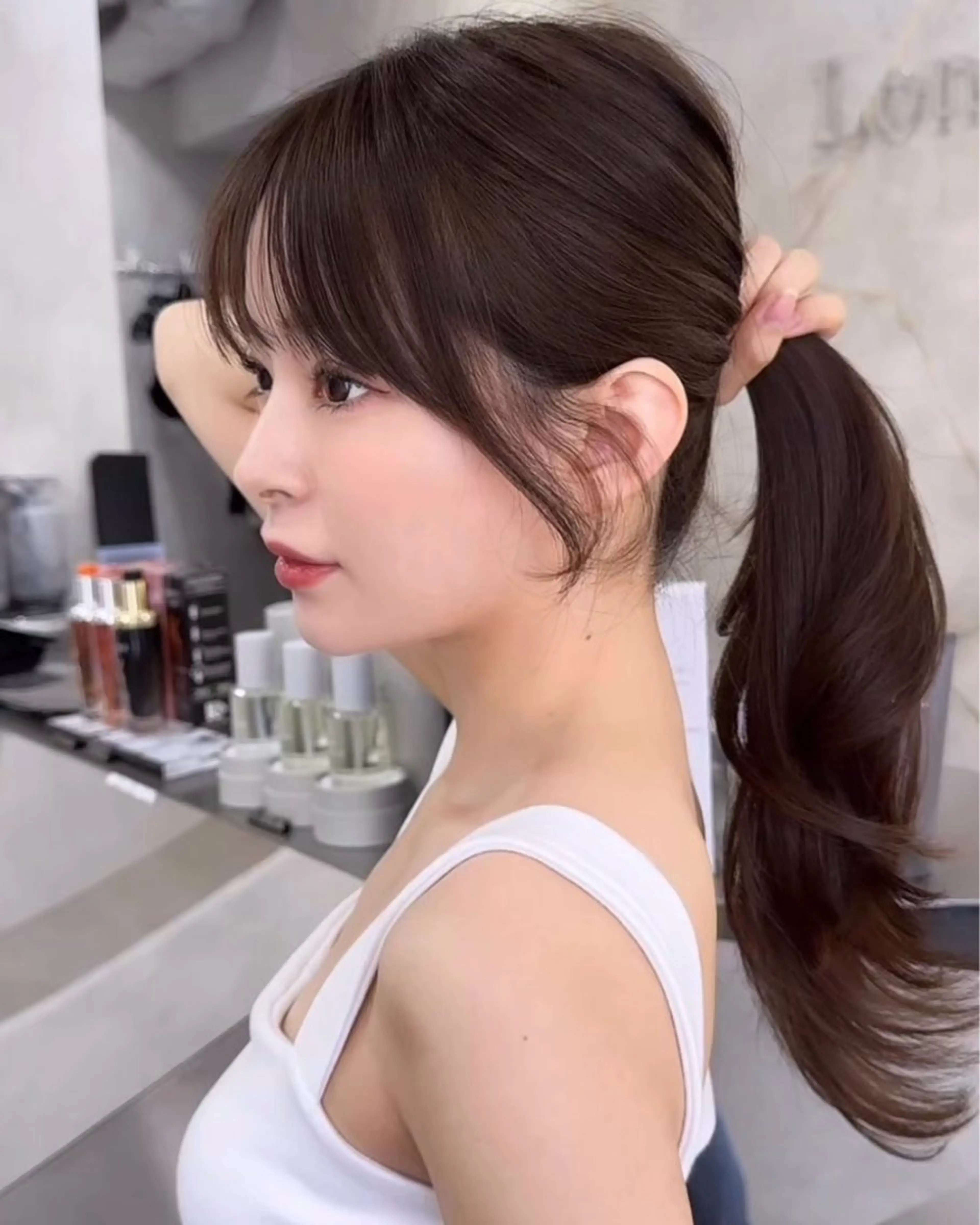 ミディアム レイヤーと顔まわり 大好き❣️関口拓馬のヘアスタイル