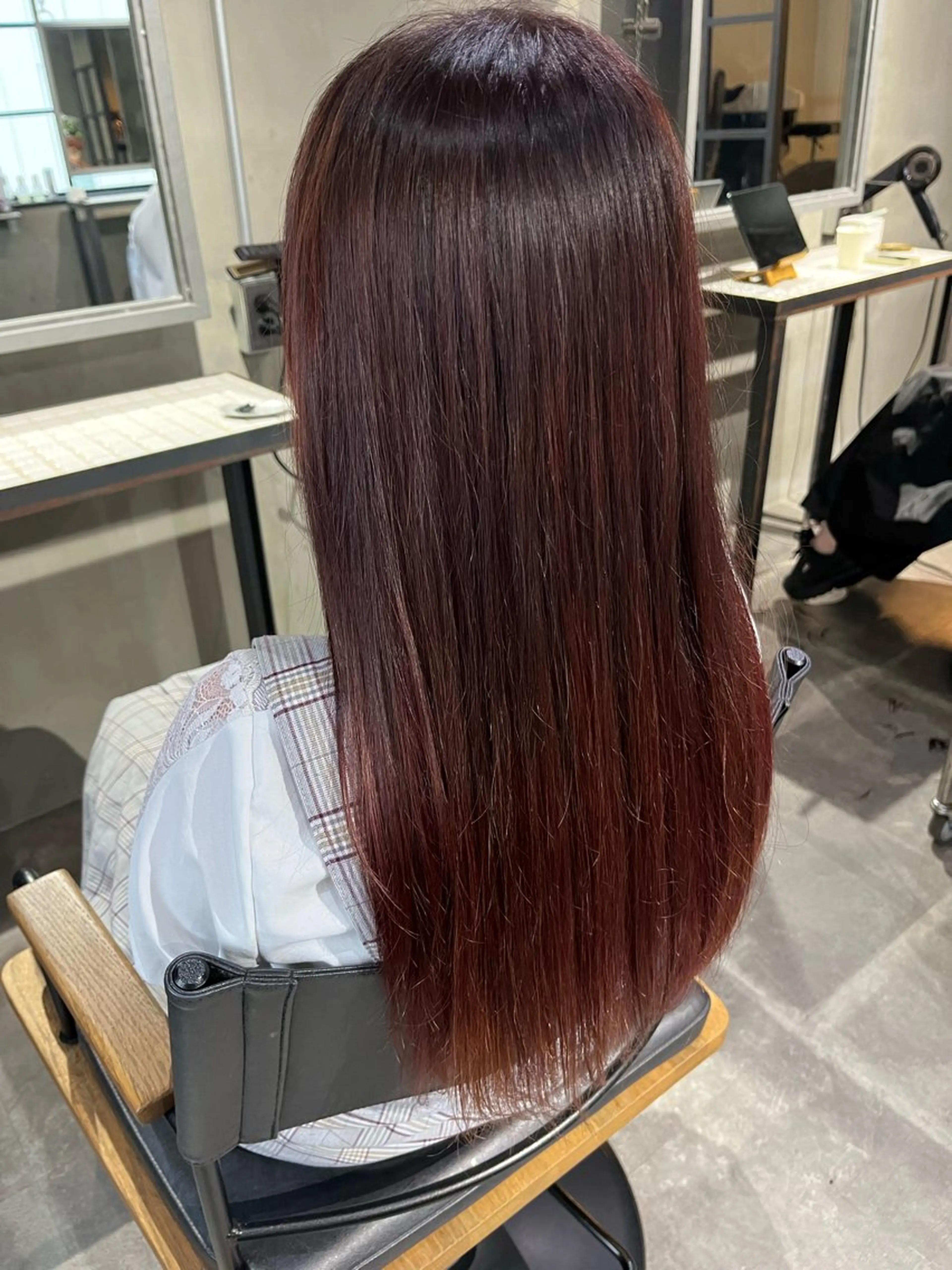 ロング カラー バレイヤージュ ピンクカラー レイヤーカット ヘアカラー 🫧透明感カラー🫧 小亀 日菜のヘアスタイル