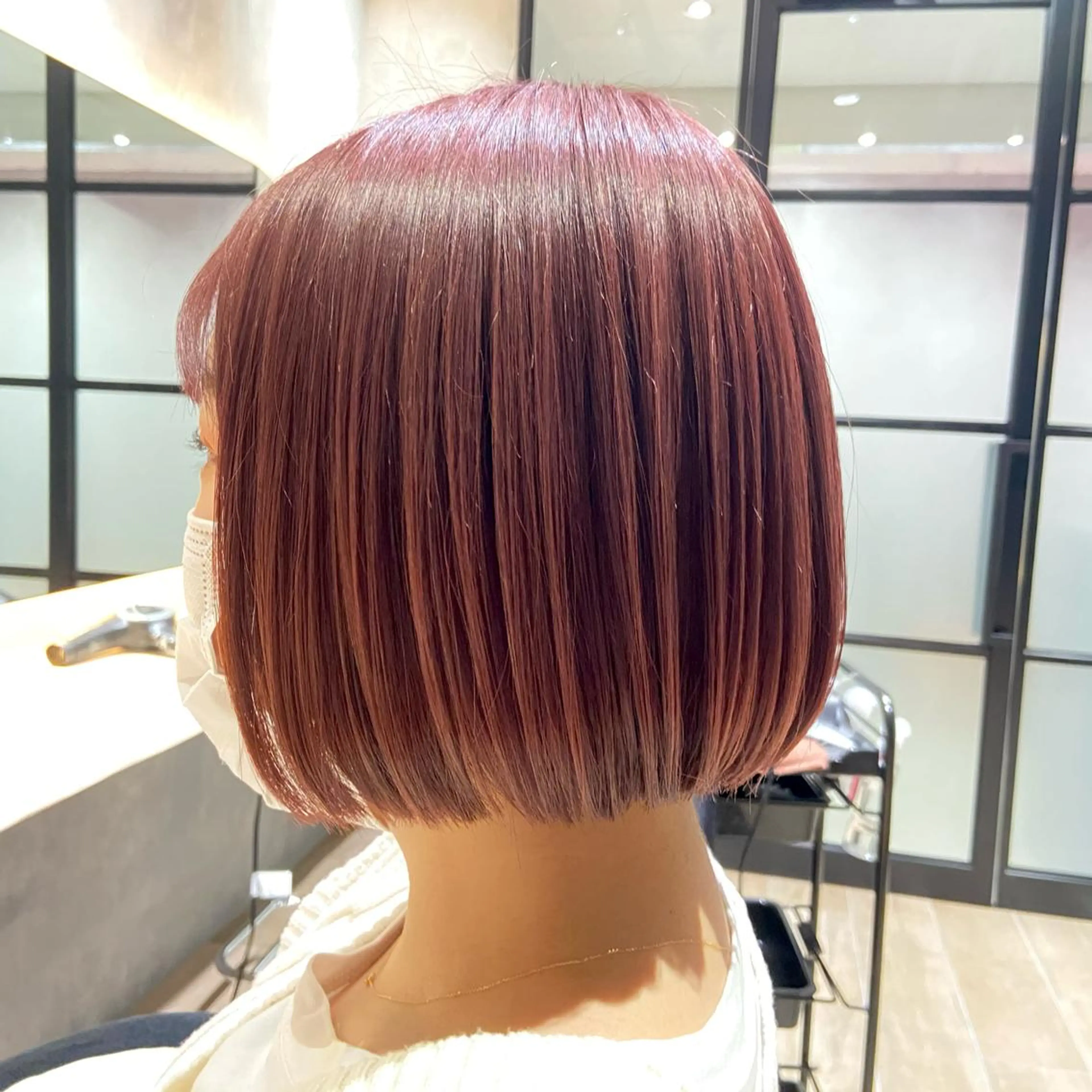 ショート カラー ケアカラー ピンクカラー ボブ ツバサ 髪質改善のヘアスタイル