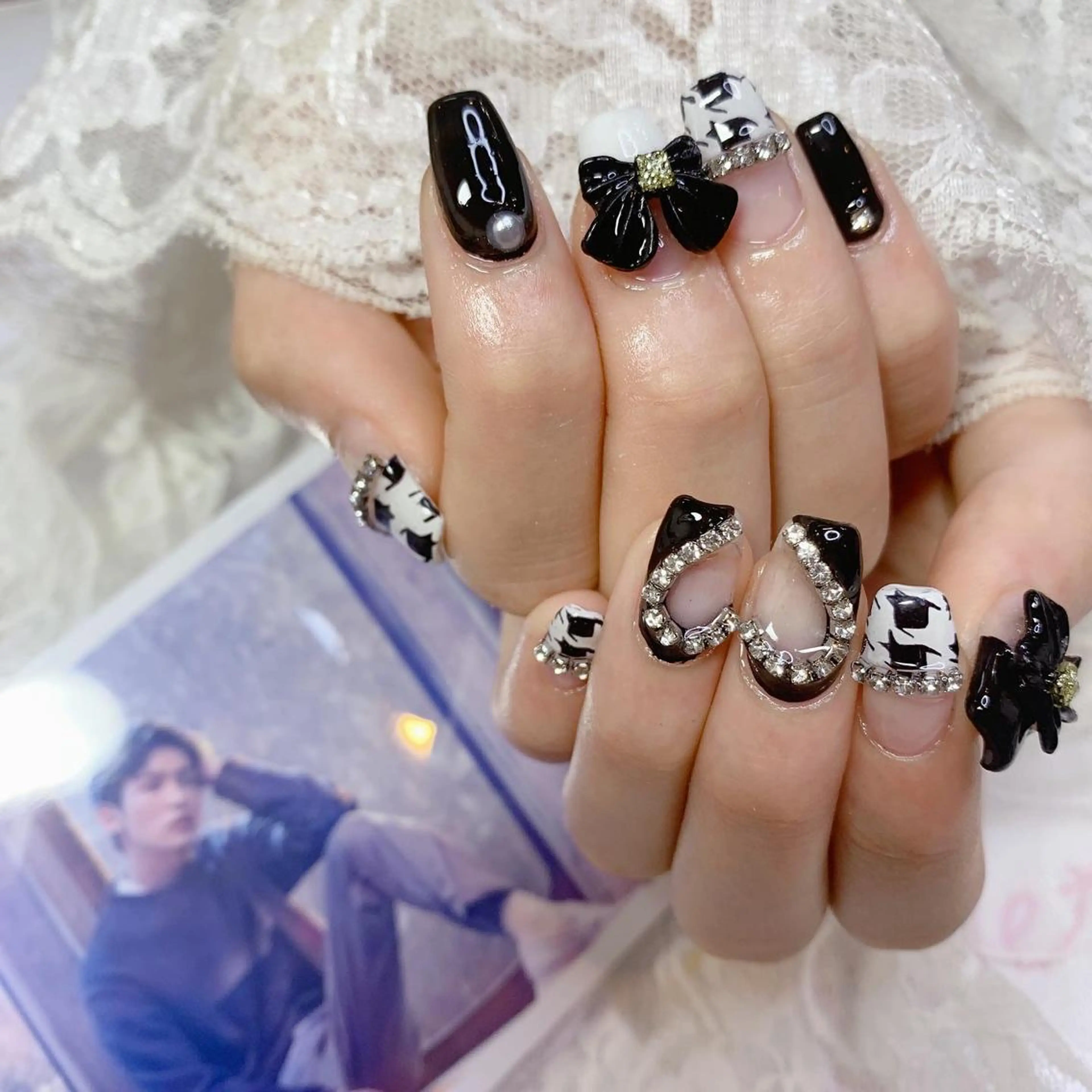 ネイル リボン La neige* yuki 🥯🍑のネイルデザイン