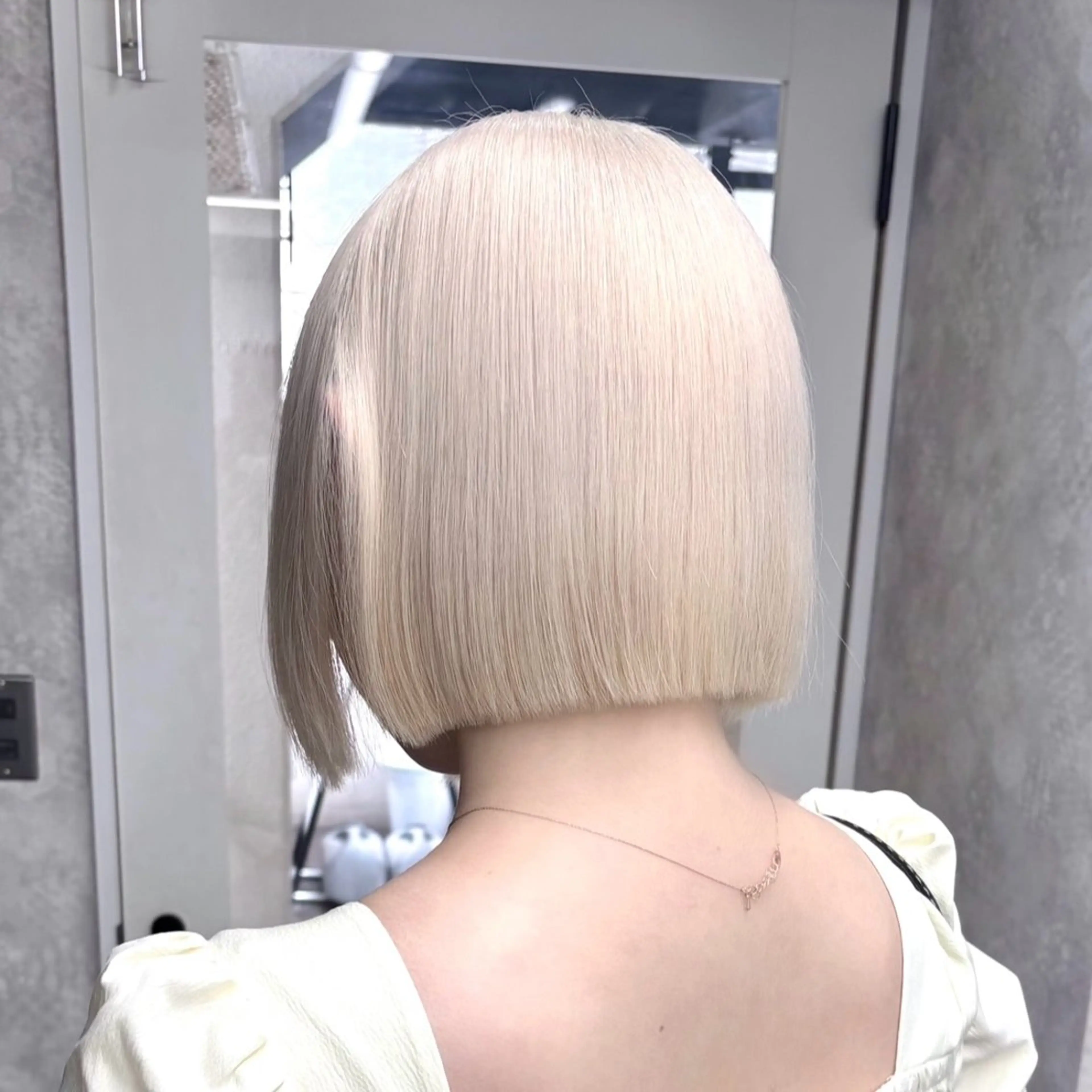 ショート ヘアカラー トリートメント ハイトーン×エクステ 💞くるみのヘアスタイル