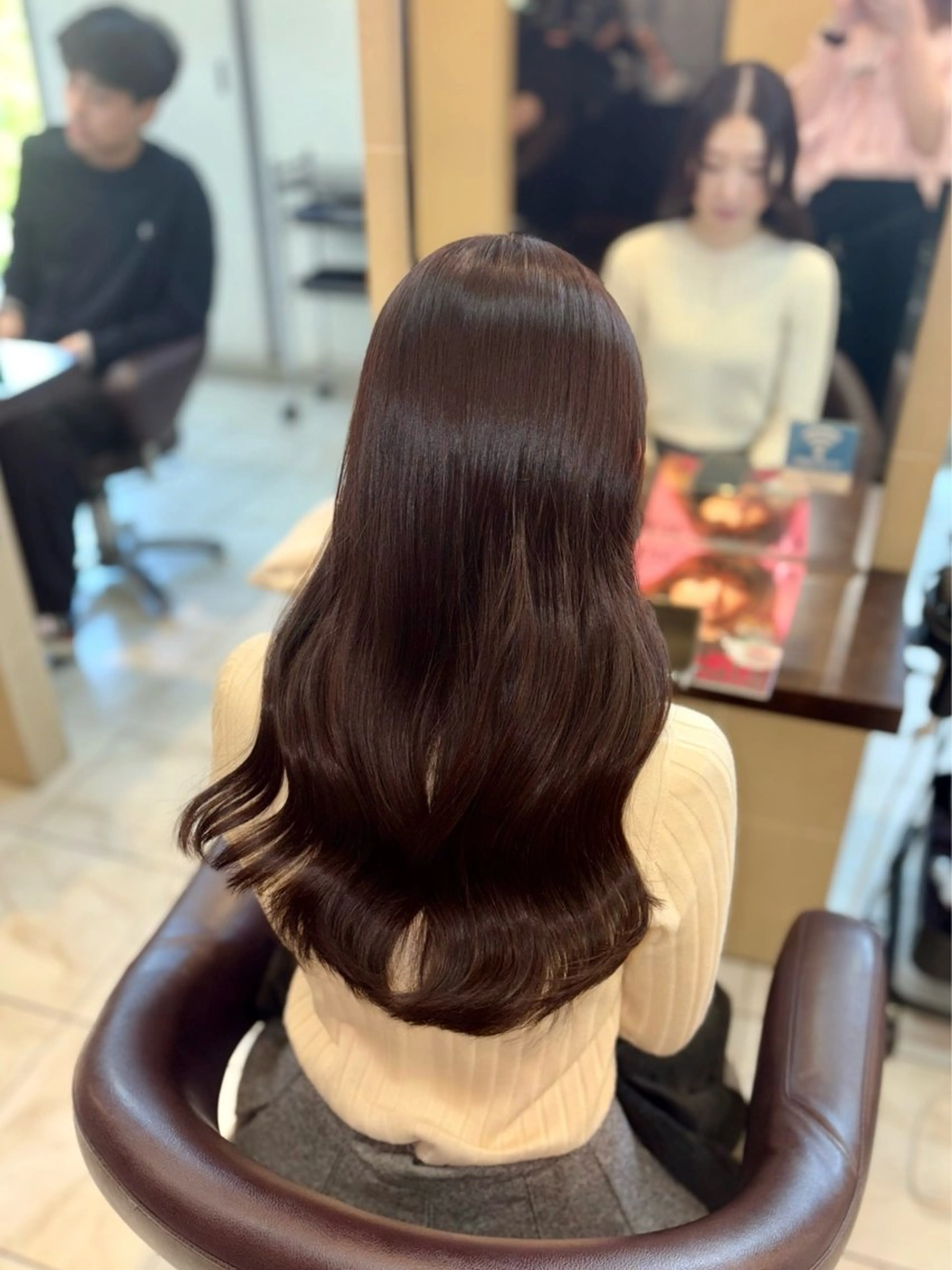 ロング カラー カット ヘアカラー トリートメント ヘッドスパ 🎀透明感カラー 🐈ナズナのヘアスタイル