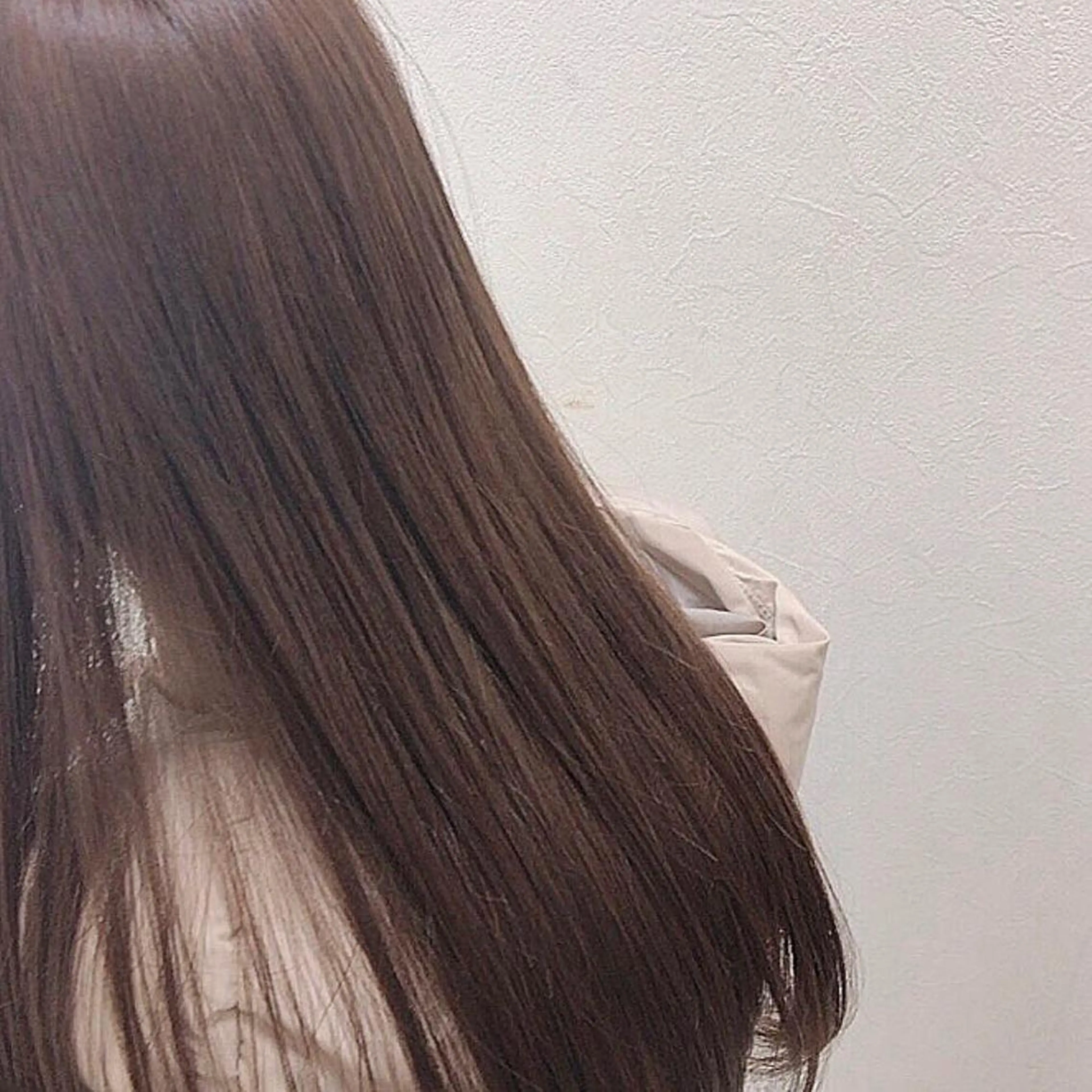 ロング カラー パーマ ヘアアレンジ ベージュカラー デザインカラー イヤリングカラー グラデーションカラー インナーカラー 髪質改善🫧ベージュ 椙山 響のヘアスタイル