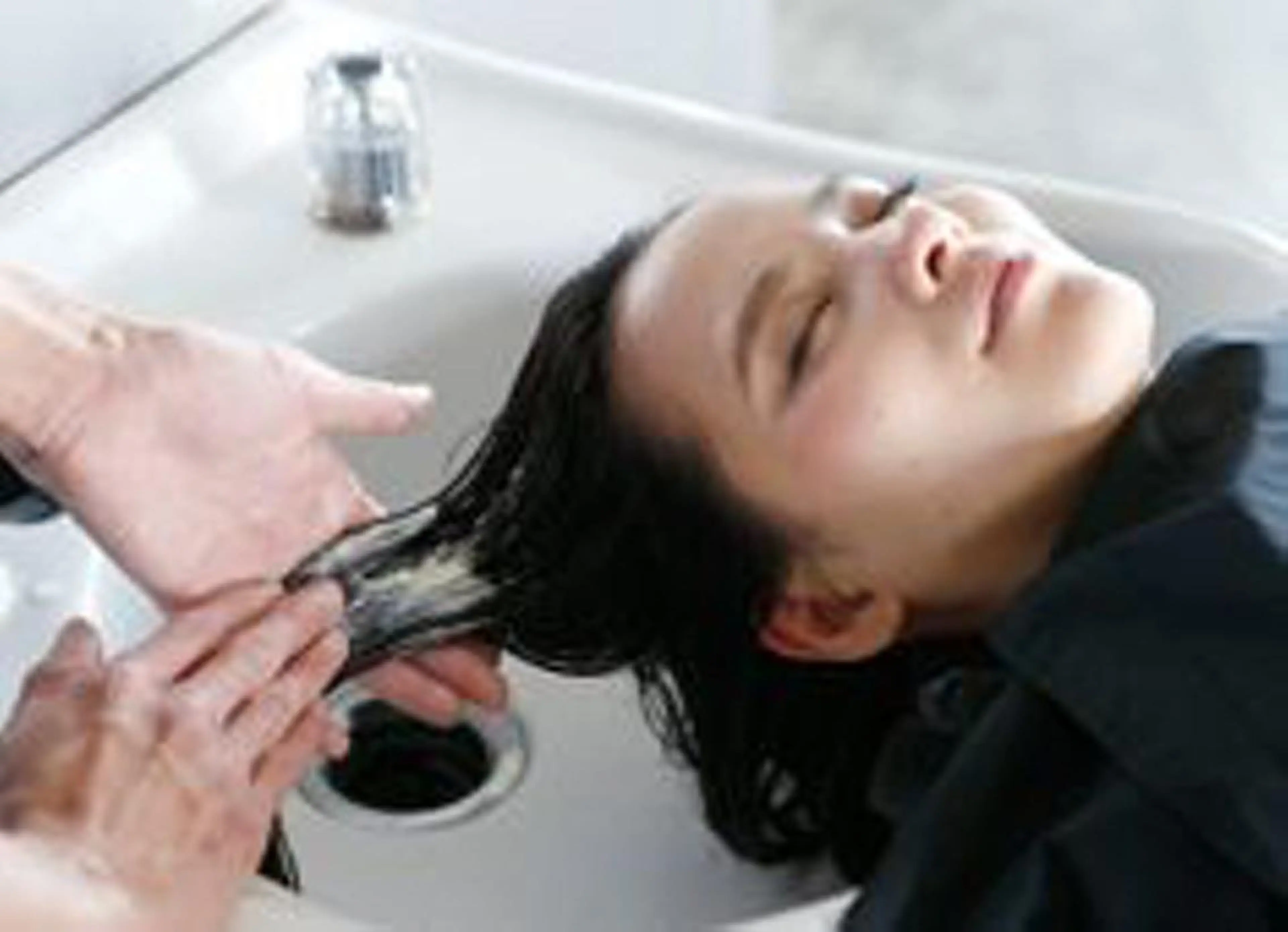 セミロング カラー パーマ ヘアアレンジ メンズ カット ヘアカラー トリートメント 艶ピンク*ヘアセット 🌙shioriのヘアスタイル