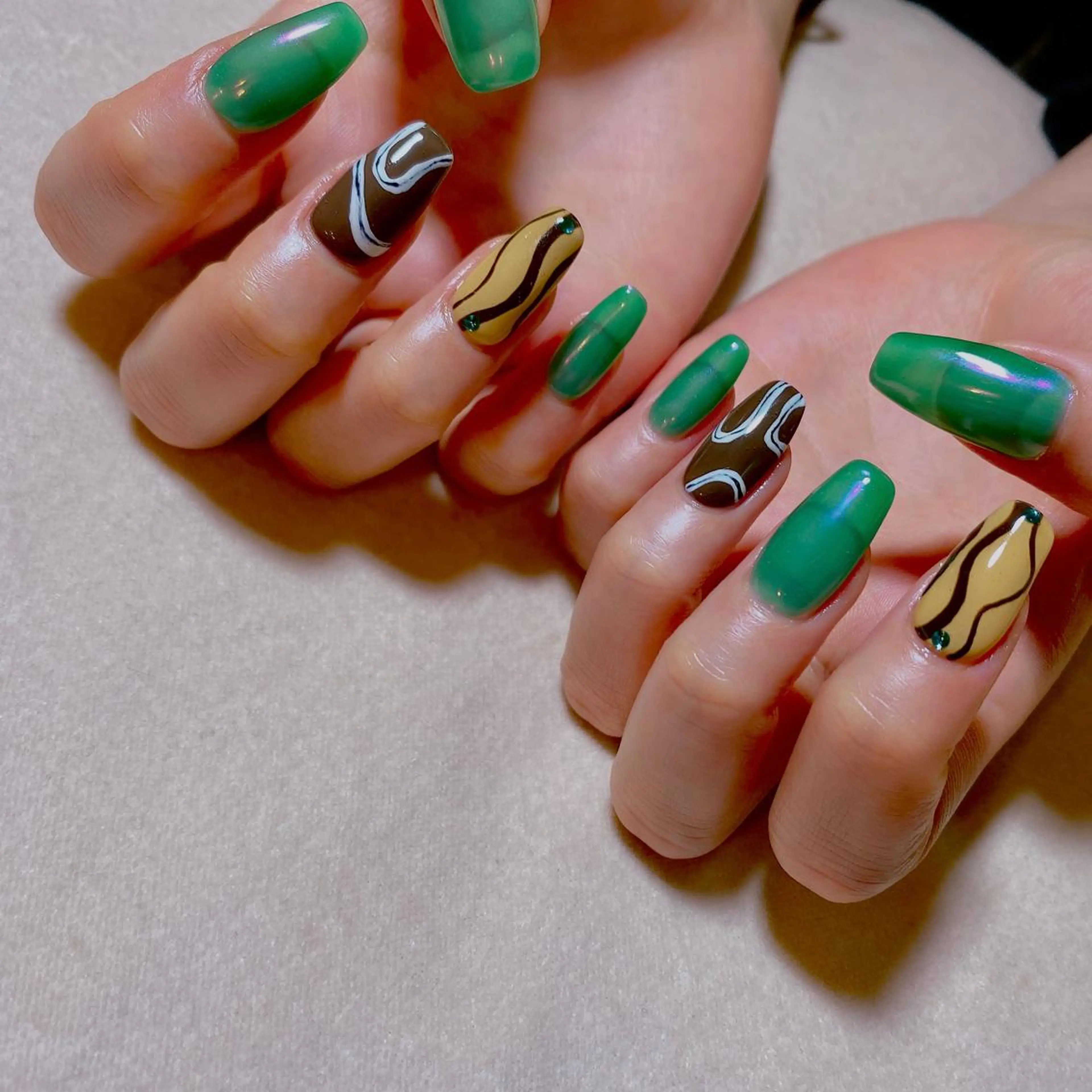 ネイル ロングネイル ハンドネイル Nail Room Bellisのネイルデザイン