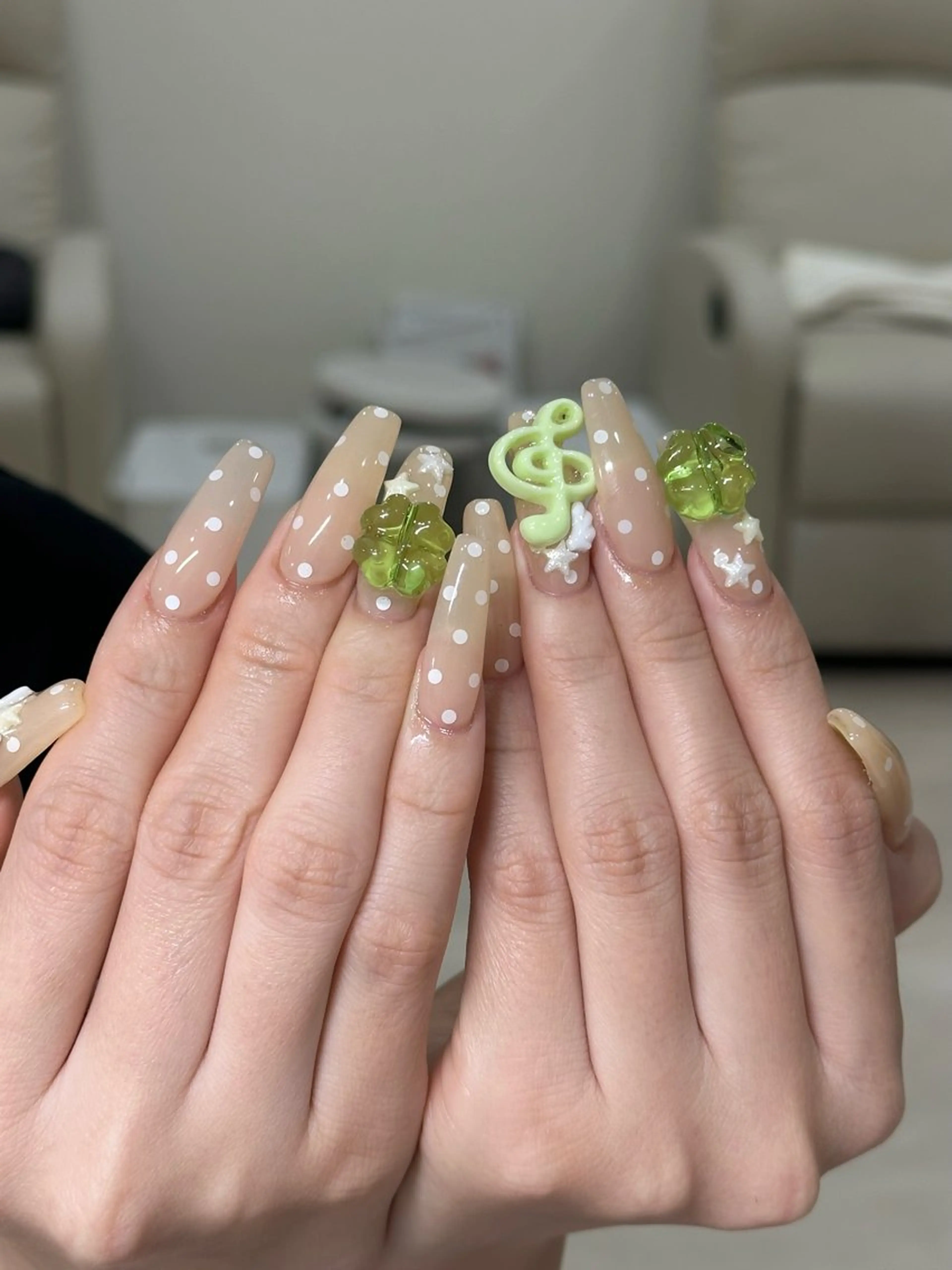 ネイル ロングネイル Babel所属・Babel kazukiのネイルデザイン