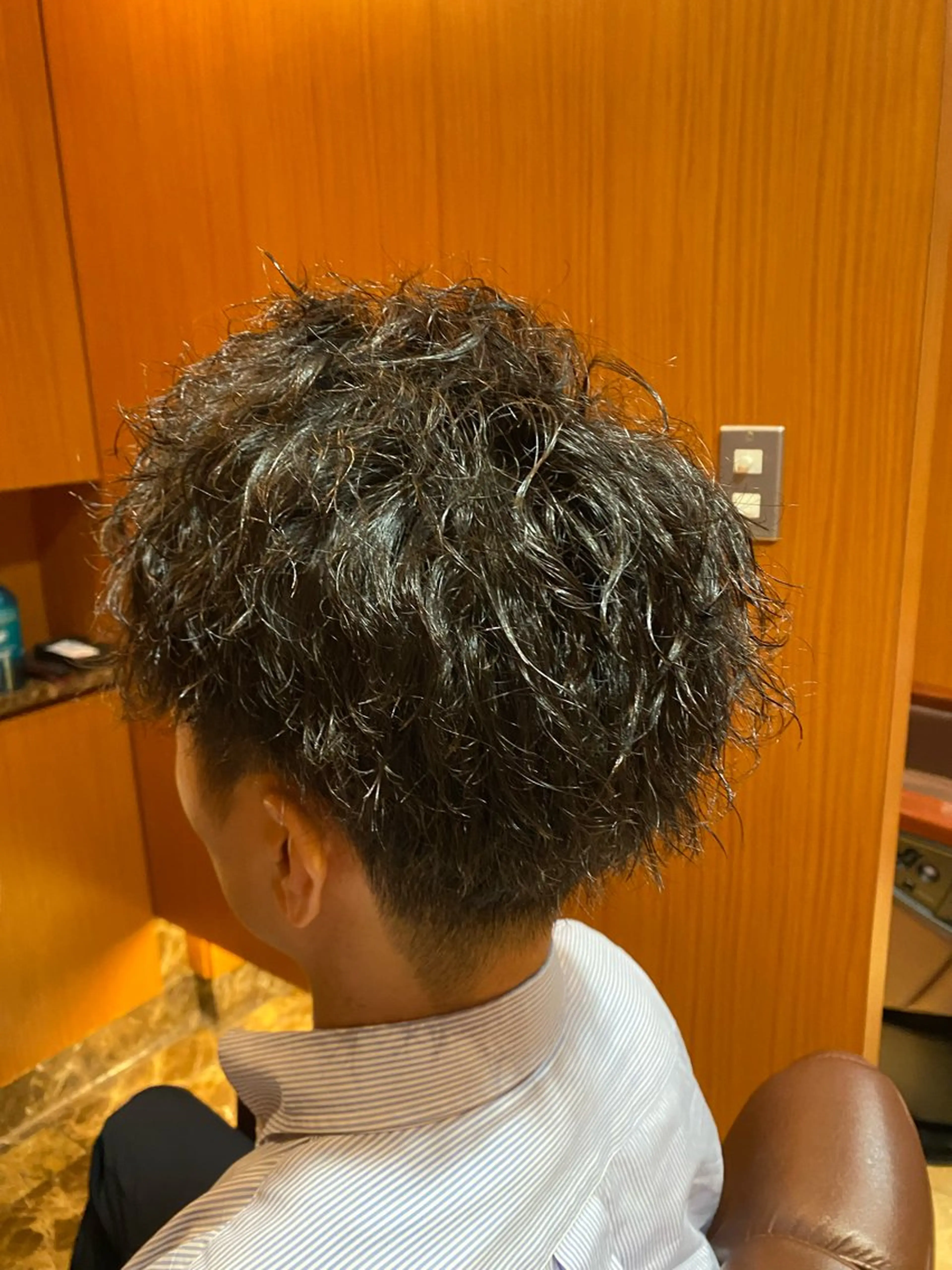 ミディアム 北川 竜也のヘアスタイル