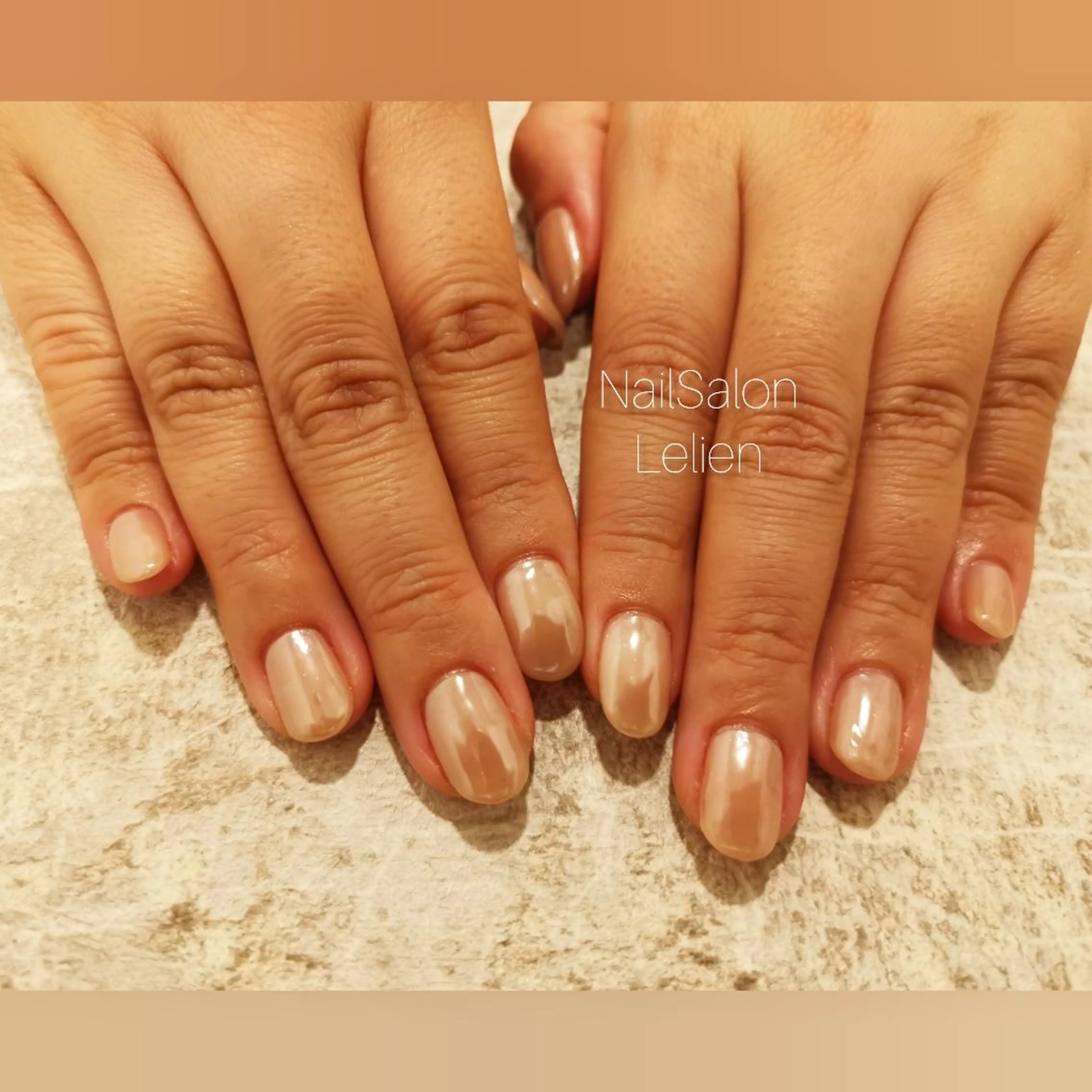 ネイル ミラーネイル ホワイト ハンドネイル 人気エリア💖完全個室【ルリエ】所属・ネイルサロン Lelienルリエのネイルデザイン