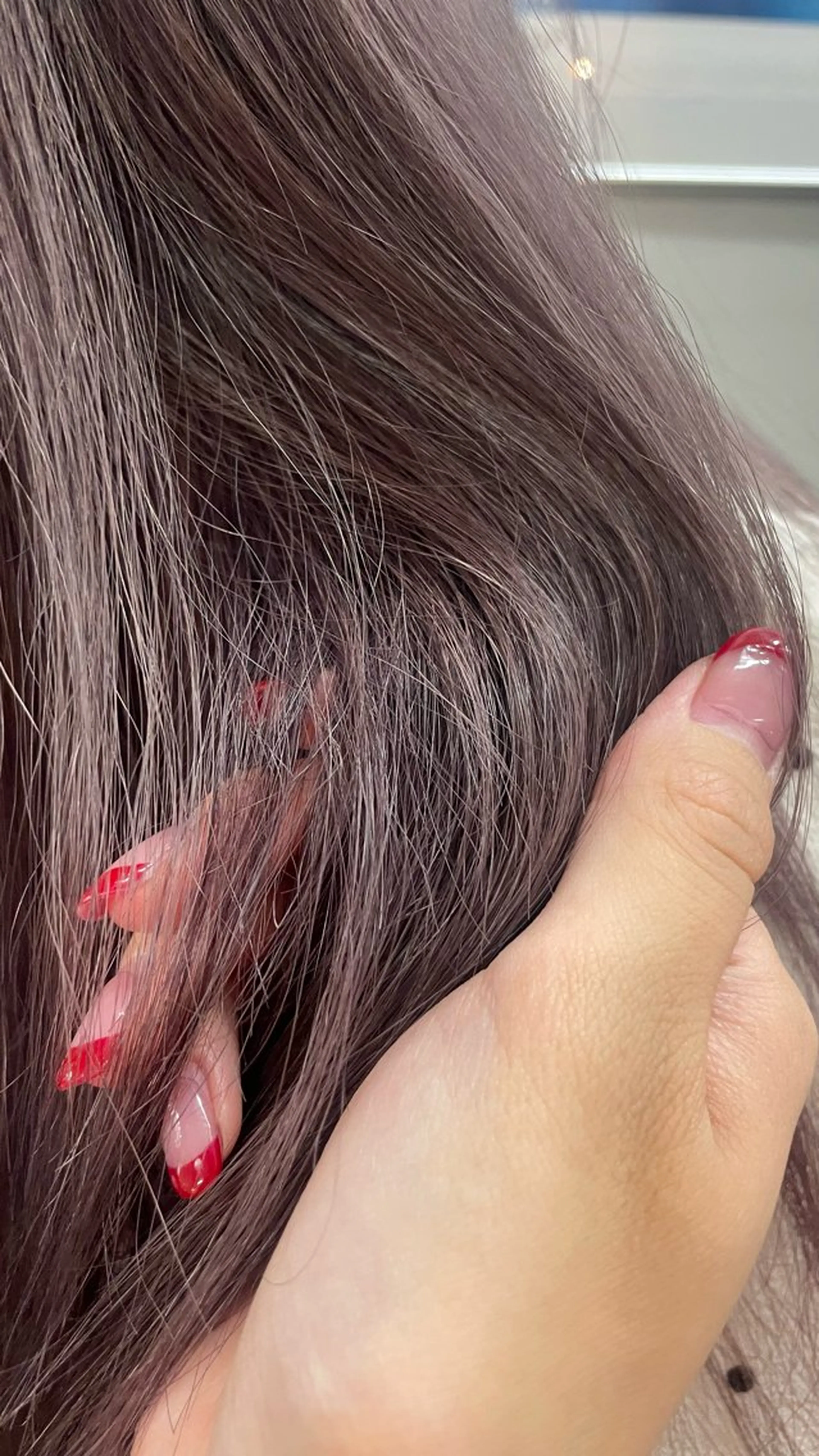 ロング カラー 透明感カラー グレージュ ラベンダーカラー ラベンダーグレージュ ラベンダーグレー ヘアカラー 都築 あんずのヘアスタイル