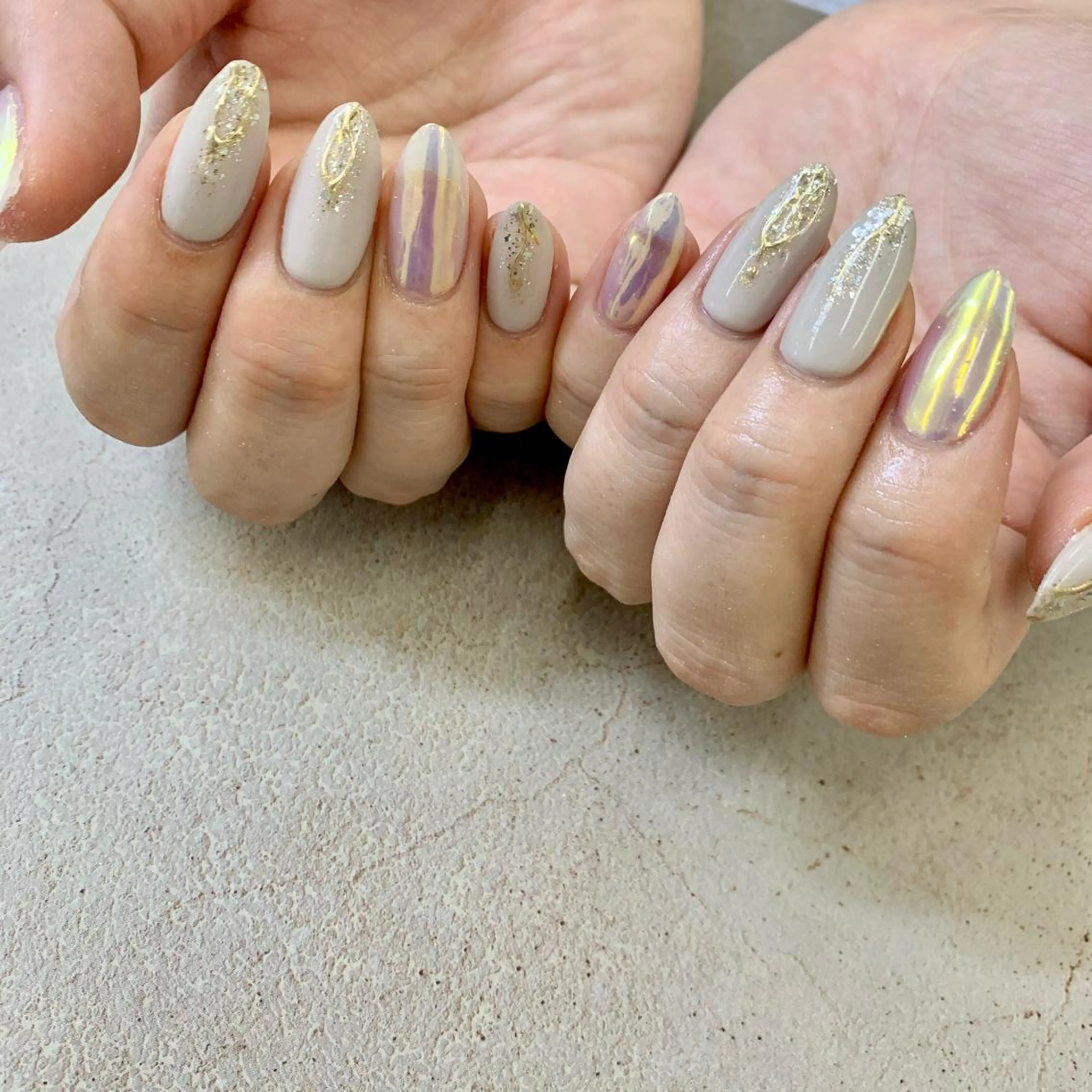 ネイル オーロラネイル ラメ(グリッター) ミラーネイル ハンドネイル nail salon -Lien-所属・nailsalon -Lien-のネイルデザイン