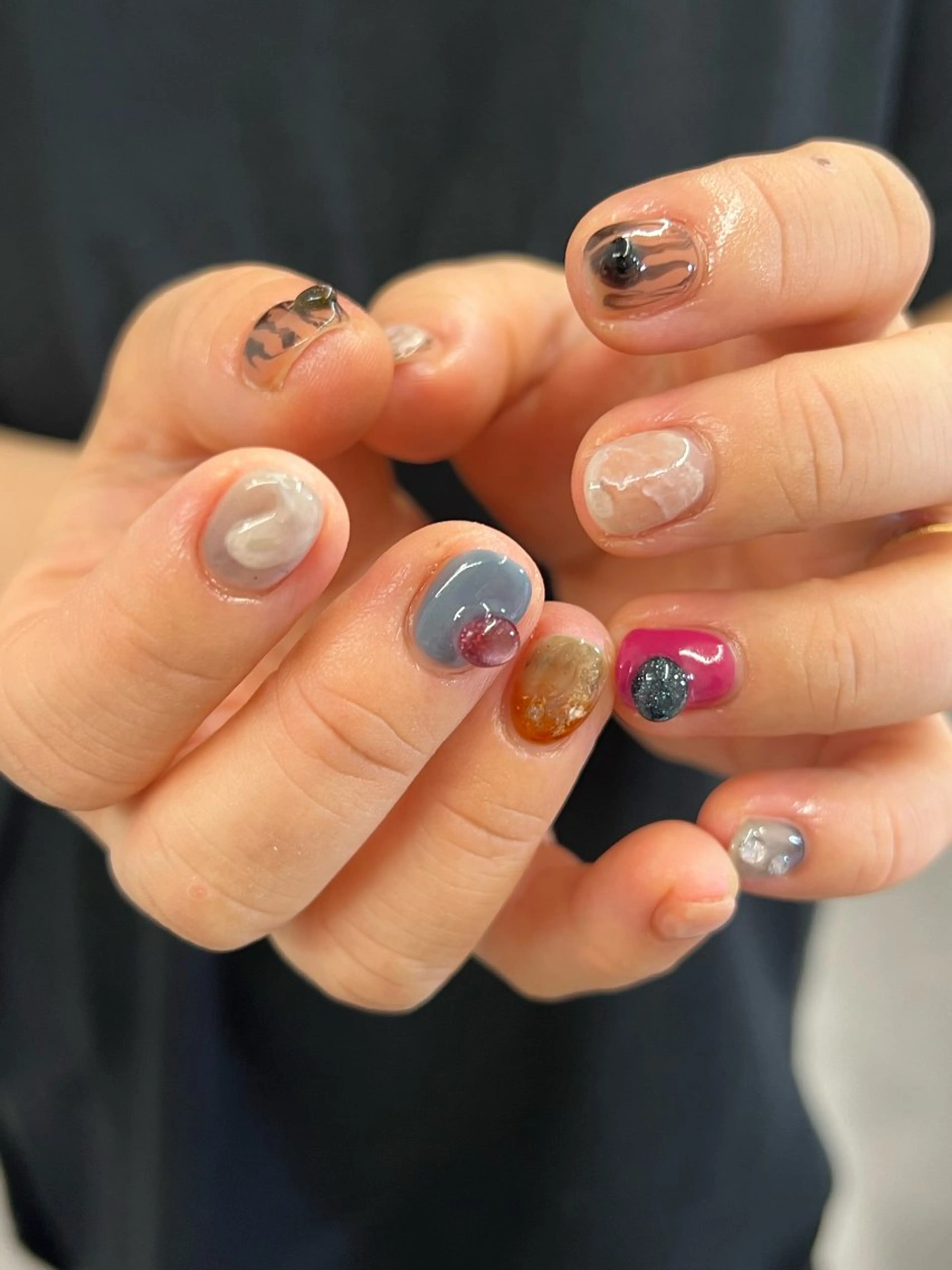ネイル ジェルネイル マグネットネイル ニュアンスネイル パラジェル リボン ハンドネイル ハンドケア Bana_ Nailのネイルデザイン